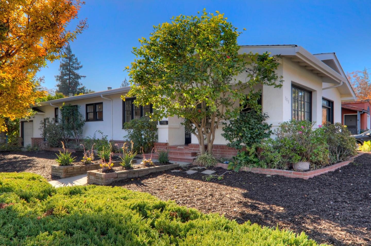 303 Edgewood Rd, Redwood City, CA 94062 3 Beds 2 Baths (Sold
