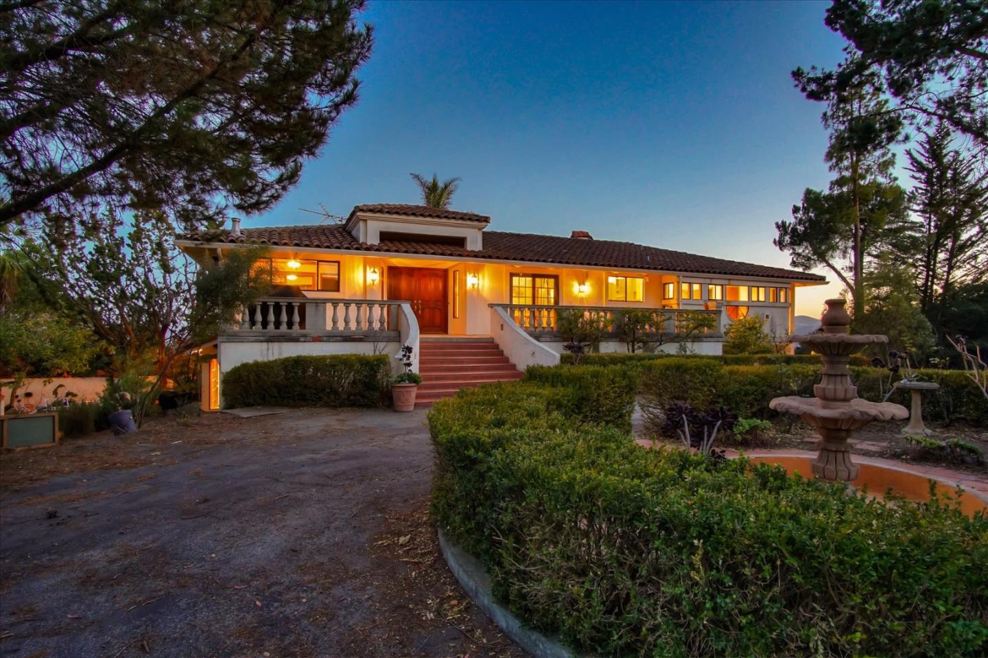 50 Brown Rd, San Juan Bautista, CA 95045 3 Beds 3 Baths (Contingent