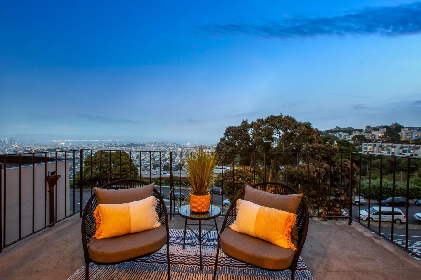 146 Portola Dr 302, San Francisco, CA 94131 2 Beds 2 Baths (Active