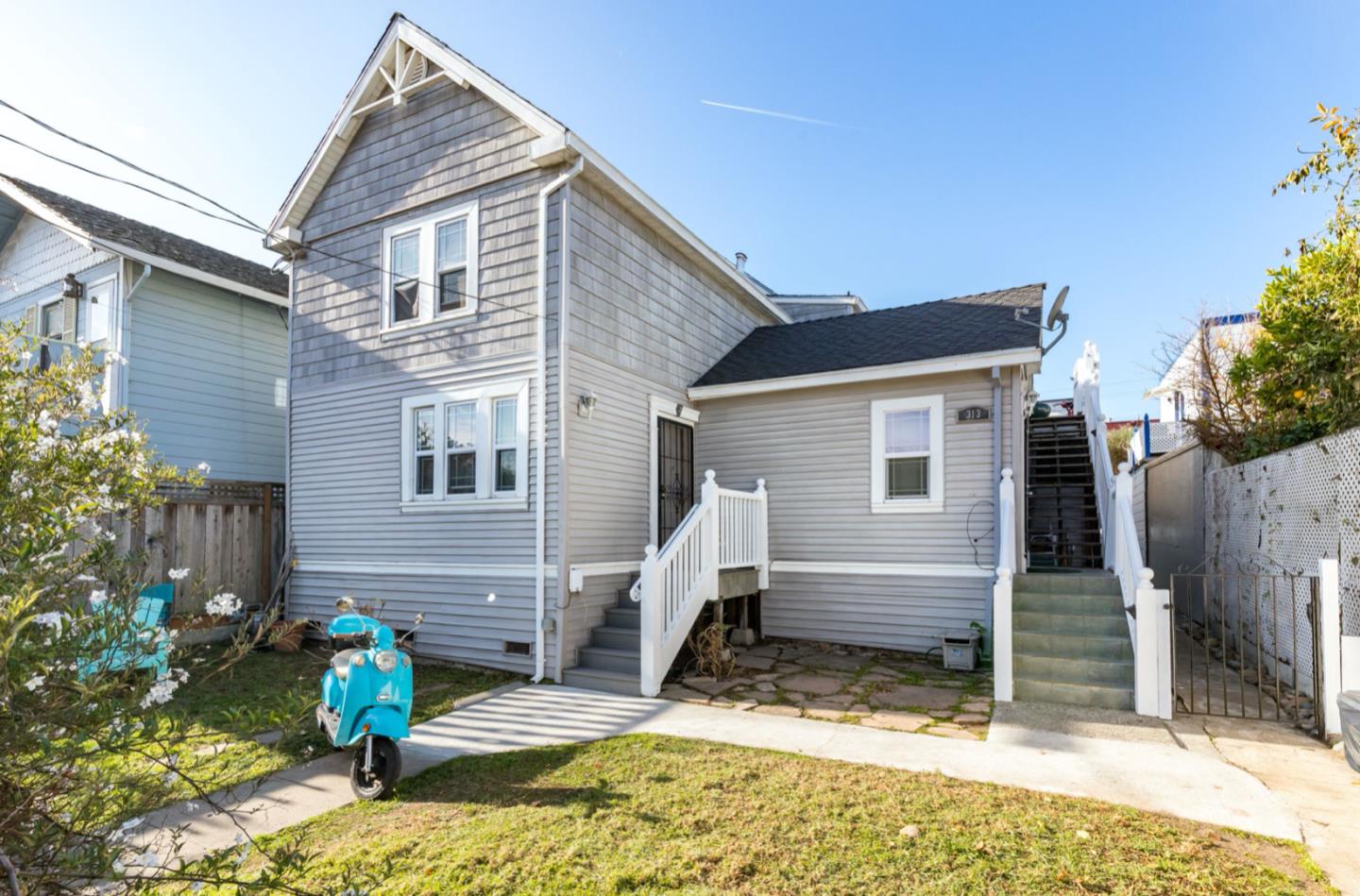 313 Raymond St, Santa Cruz, CA 95060 Beds Baths () ML81823029