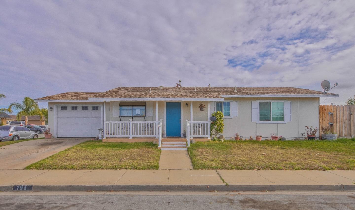 Detail Gallery Image 1 of 1 For 791 Amarillo Way, Salinas,  CA 93905 - 3 Beds | 1 Baths
