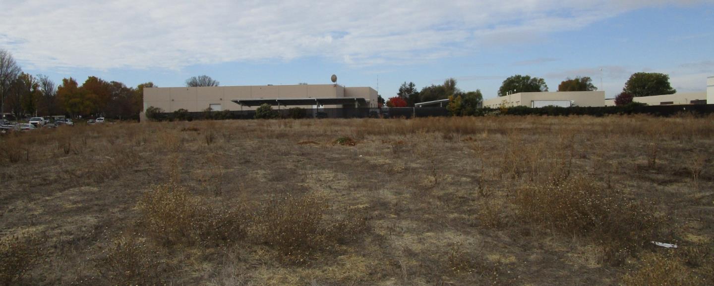 2300 Bert Drive, HOLLISTER, California 95023, ,Comm Lots And Land,For Sale,Bert Drive,40963521