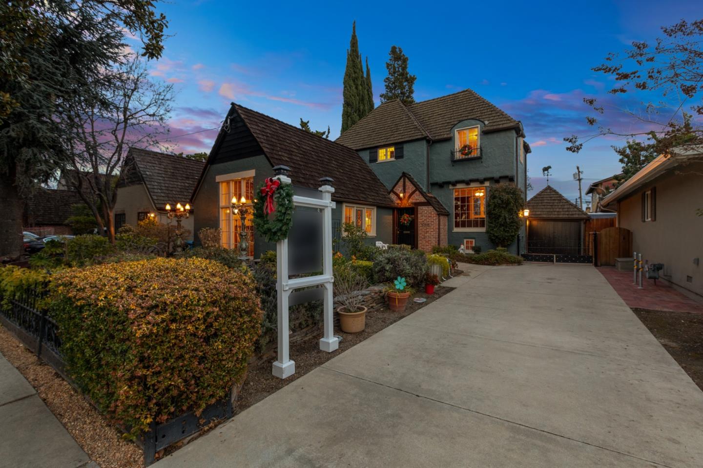 570 Hilmar St, Santa Clara, CA 95050 3 Beds 1/1 Baths (Sold