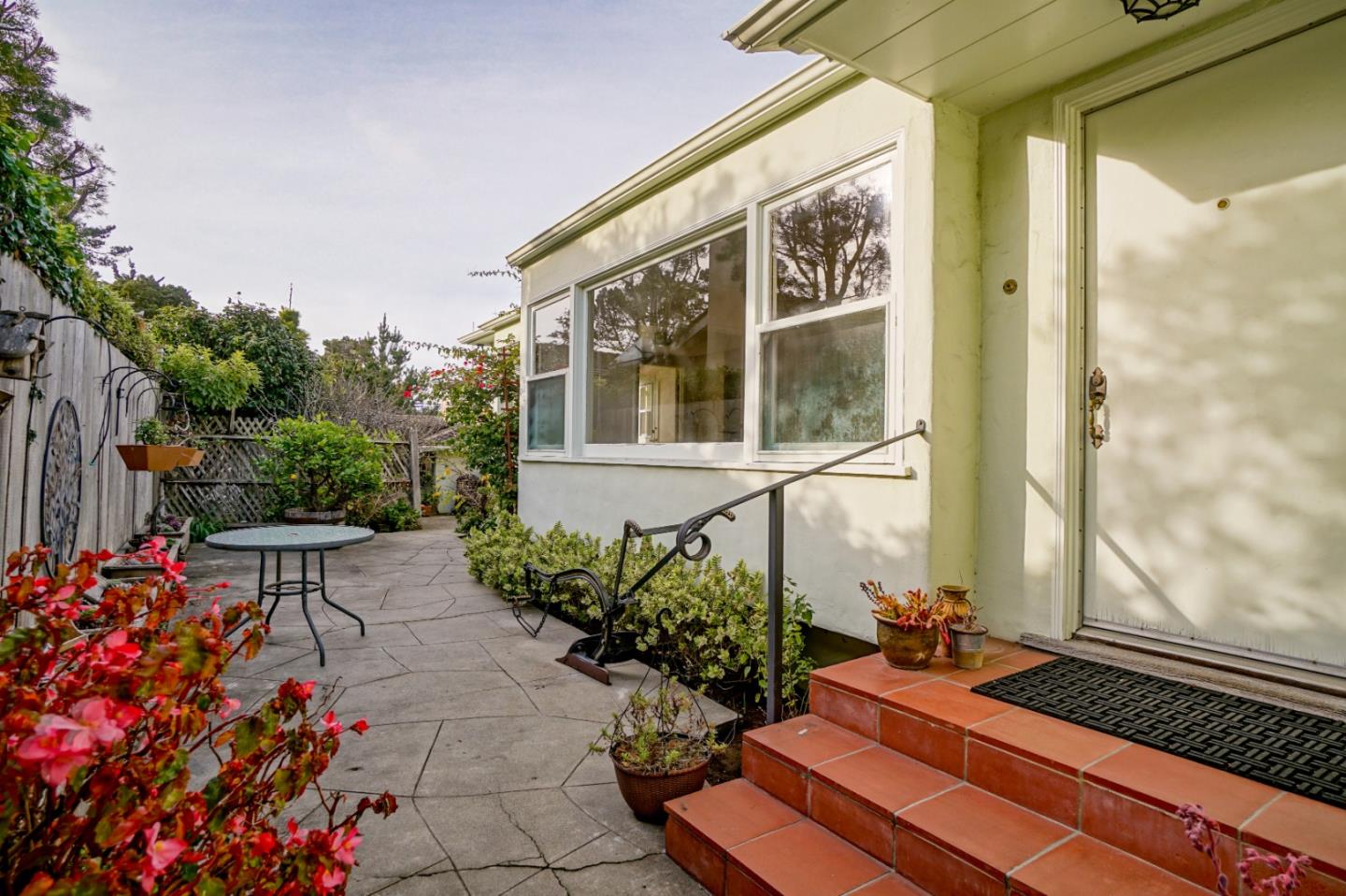 0 Sw Corner San Carlos & 8th Ave, Carmel, CA 93921 2 Beds 1/1 Baths (Sold) ML81824070 MLSL