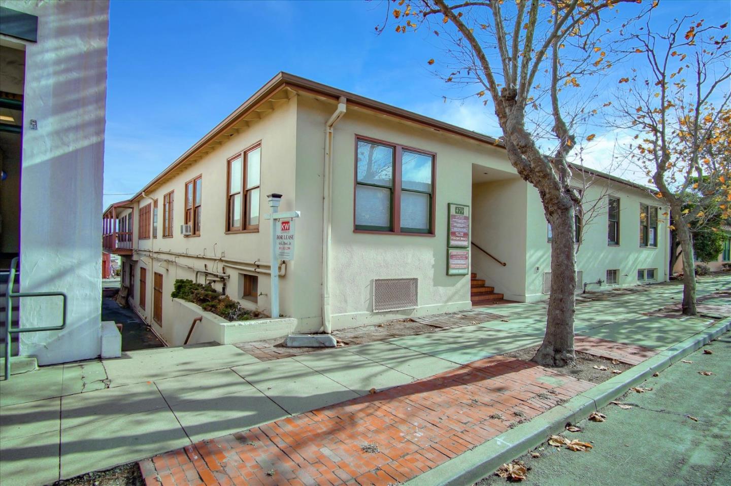 480 Calle Principal, MONTEREY, California 93940, ,Comm Industrial For Sale,For Sale,Calle Principal,40961886