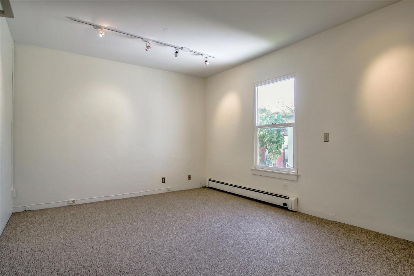 480 Calle Principal, MONTEREY, California 93940, ,Comm Industrial For Sale,For Sale,Calle Principal,40961886