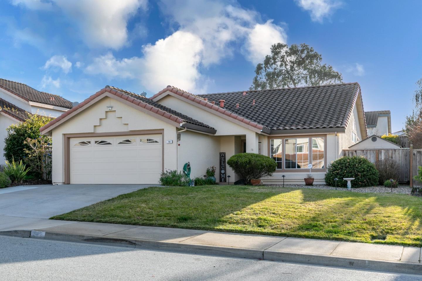 296 Costa Del Mar Rd, Marina, CA 93933 3 Beds 2 Baths (Sold