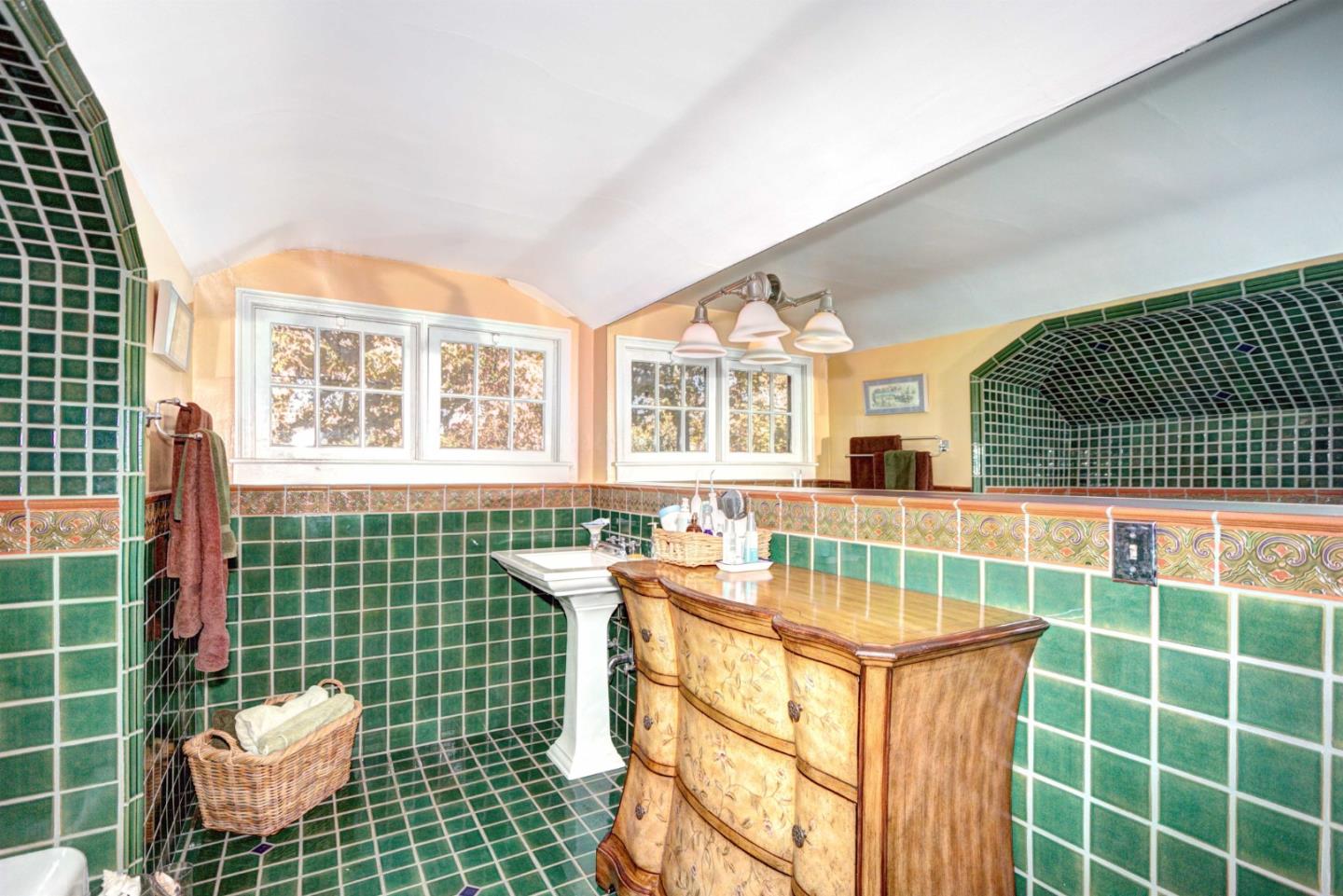 1243 PARK AVENUE, SAN JOSE, California 95126, ,Comm Industrial For Sale,For Sale,PARK AVENUE,40962148