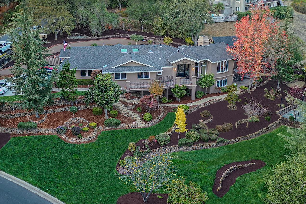 18867 Ten Acres Rd, Saratoga, CA 95070 4 Beds 3/1 Baths (Sold