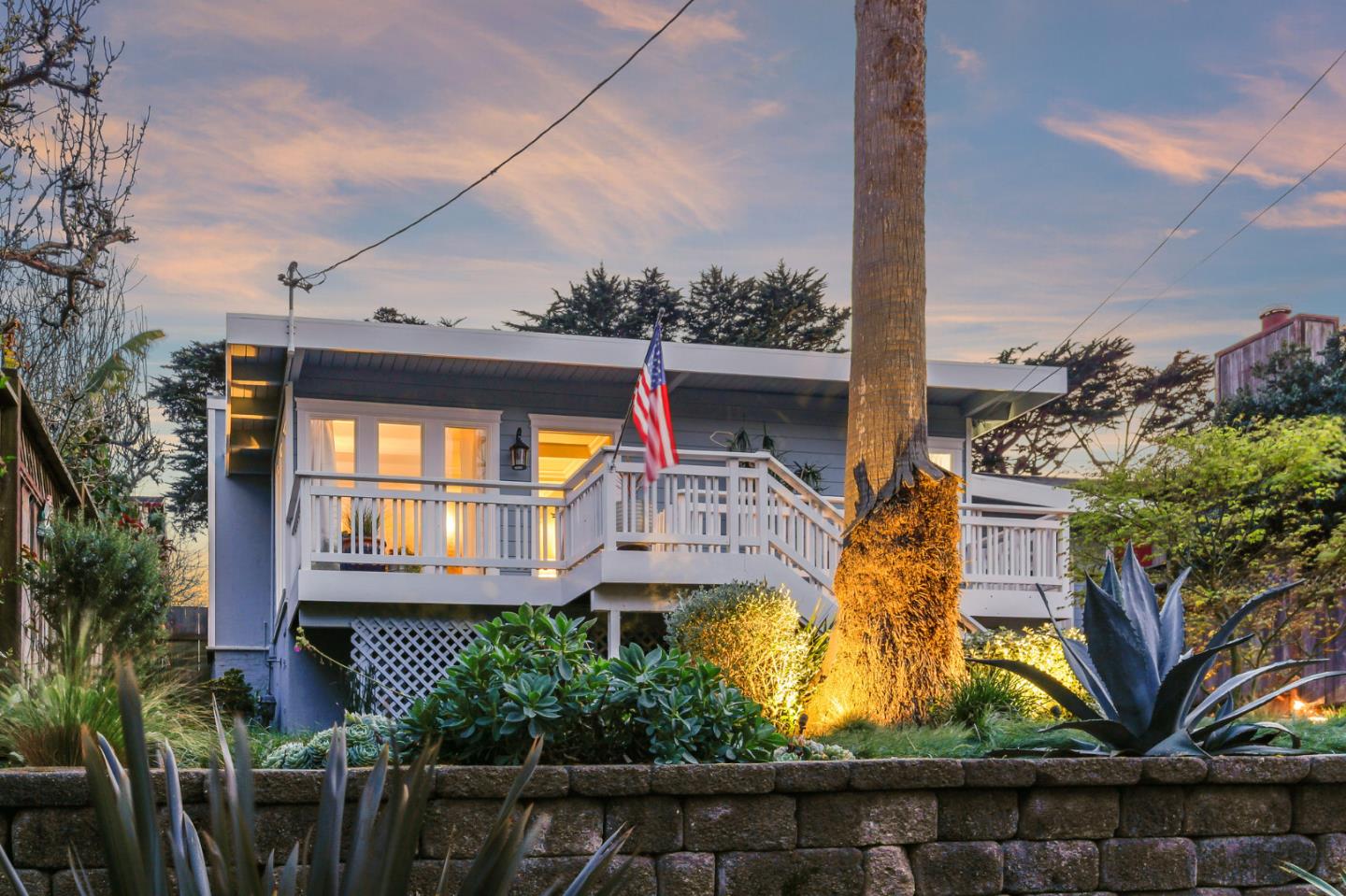 532 6th St, Montara, CA 94037 3 Beds 2 Baths (Sold) ML81824613 MLSL