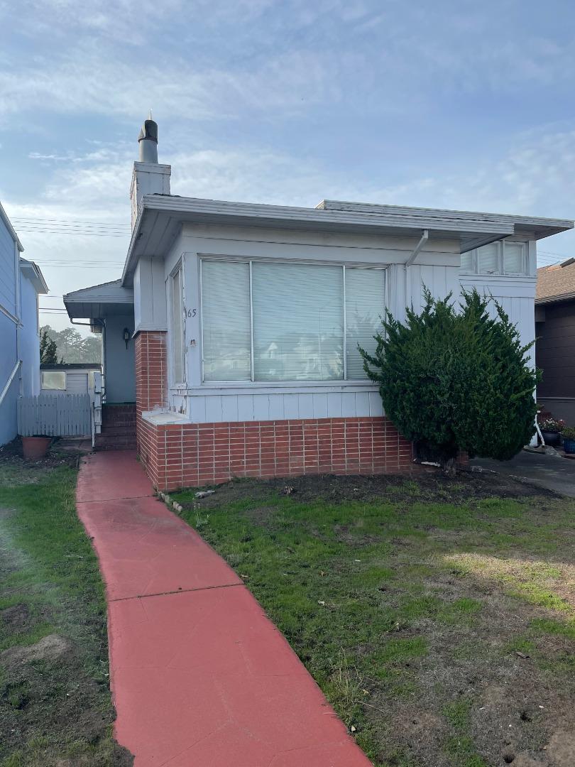 65 Cliffside Dr, Daly City, CA 94015 2 Beds 1 Baths