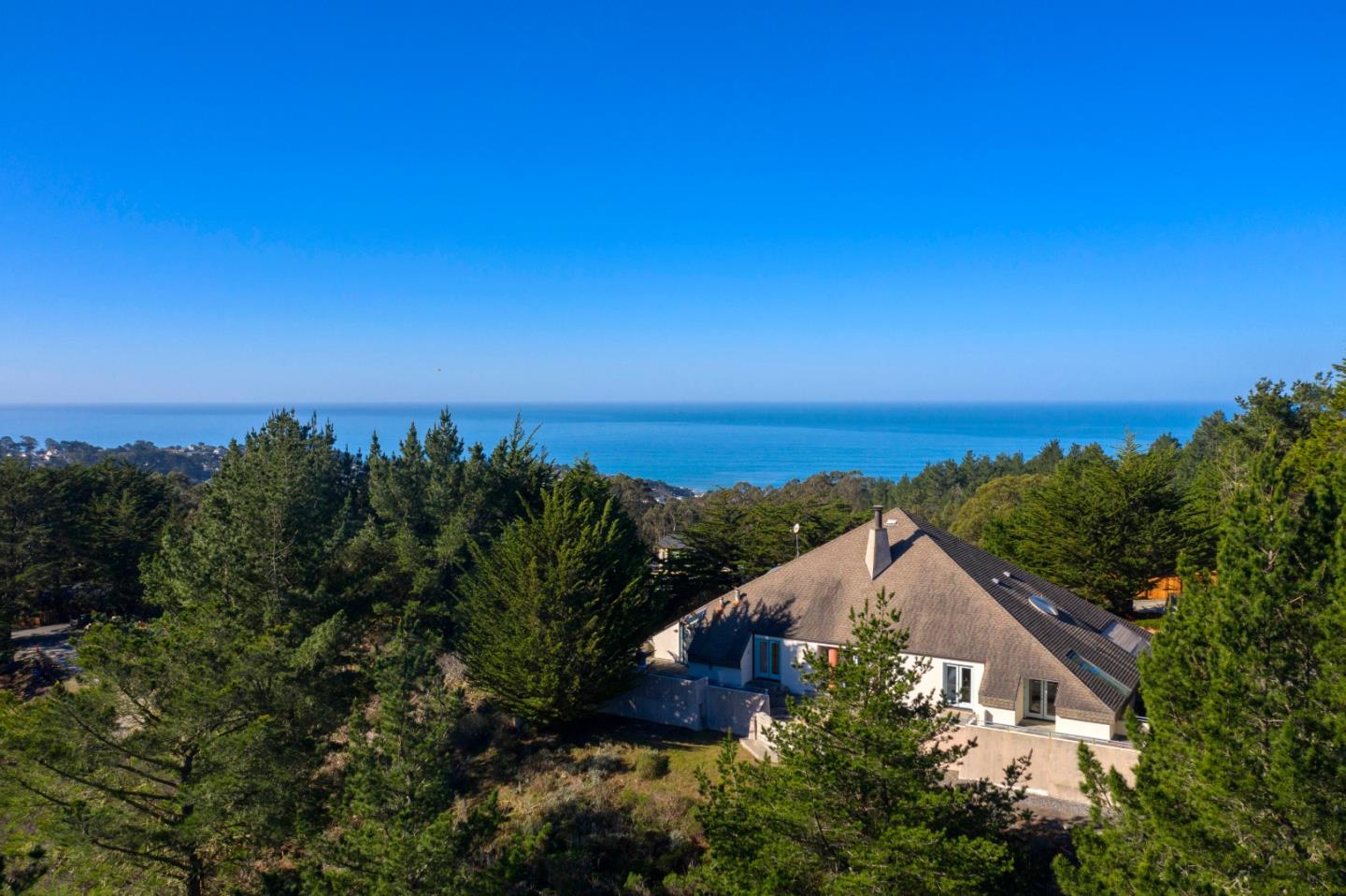 775 Alta Vista Rd, Montara, CA 94037 2 Beds 2 Baths (Sold