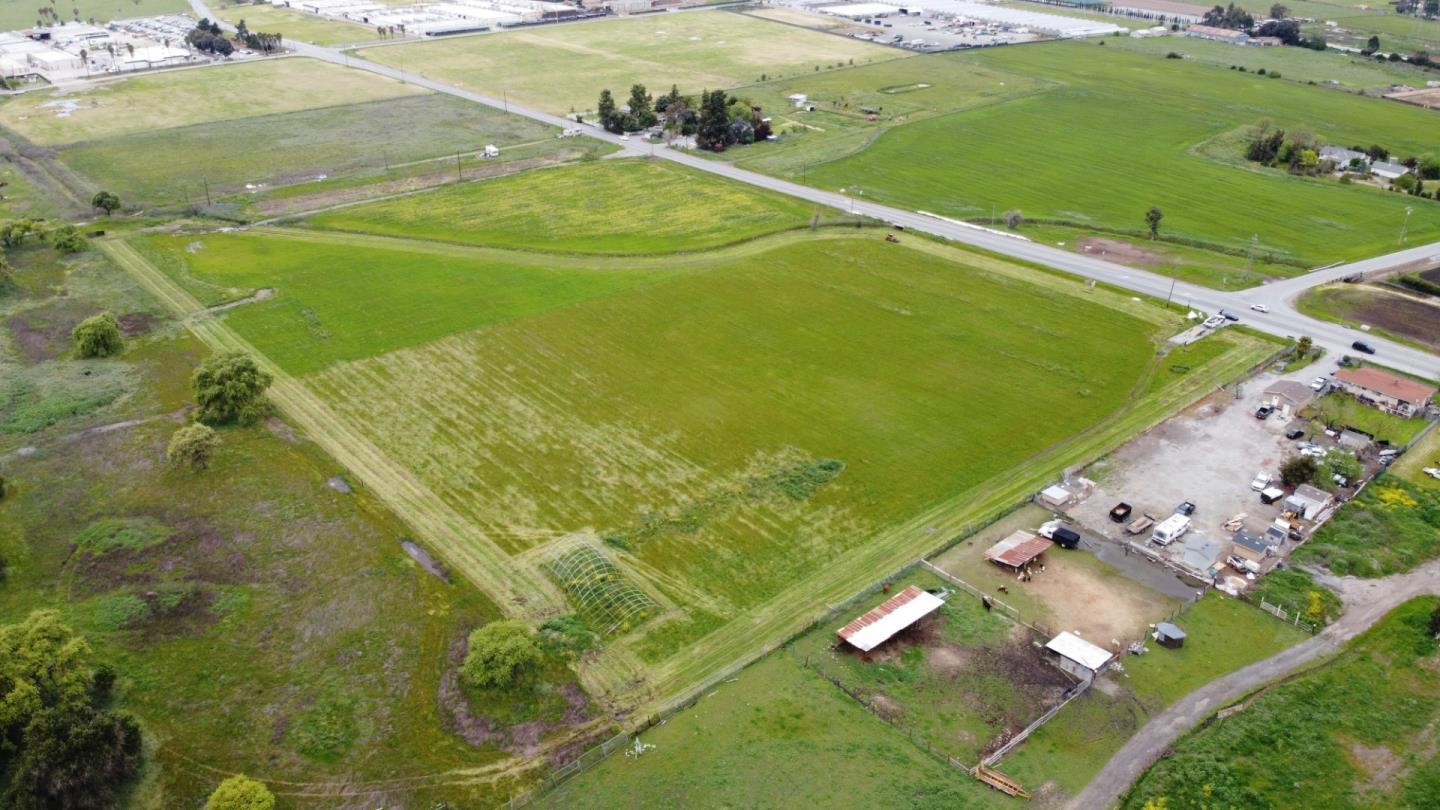 10725 Hale Avenue, MORGAN HILL, California 95037, ,Lots And Land,For Sale,Hale Avenue,40961976
