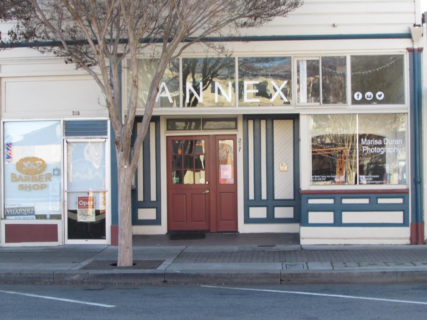 215 Fifth Street, HOLLISTER, California 95023, ,Comm Industrial For Sale,For Sale,Fifth Street,40961983