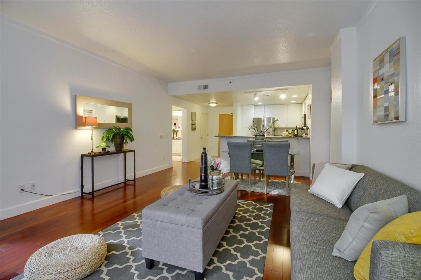 Detail Gallery Image 1 of 1 For 20488 Stevens Creek Blvd #1206,  Cupertino,  CA 95014 - 1 Beds | 1 Baths