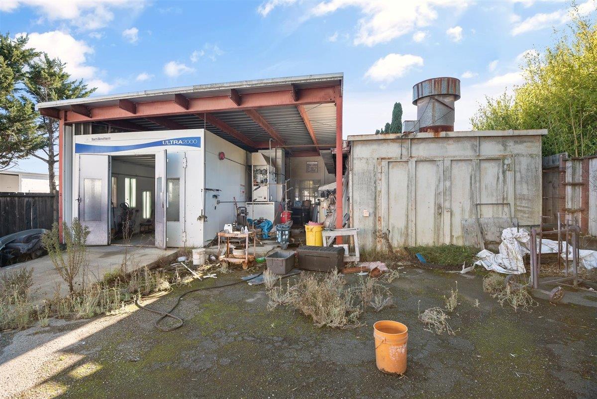 12 Montford Avenue, MILL VALLEY, California 94941, ,Comm Industrial For Sale,For Sale,Montford Avenue,40962026