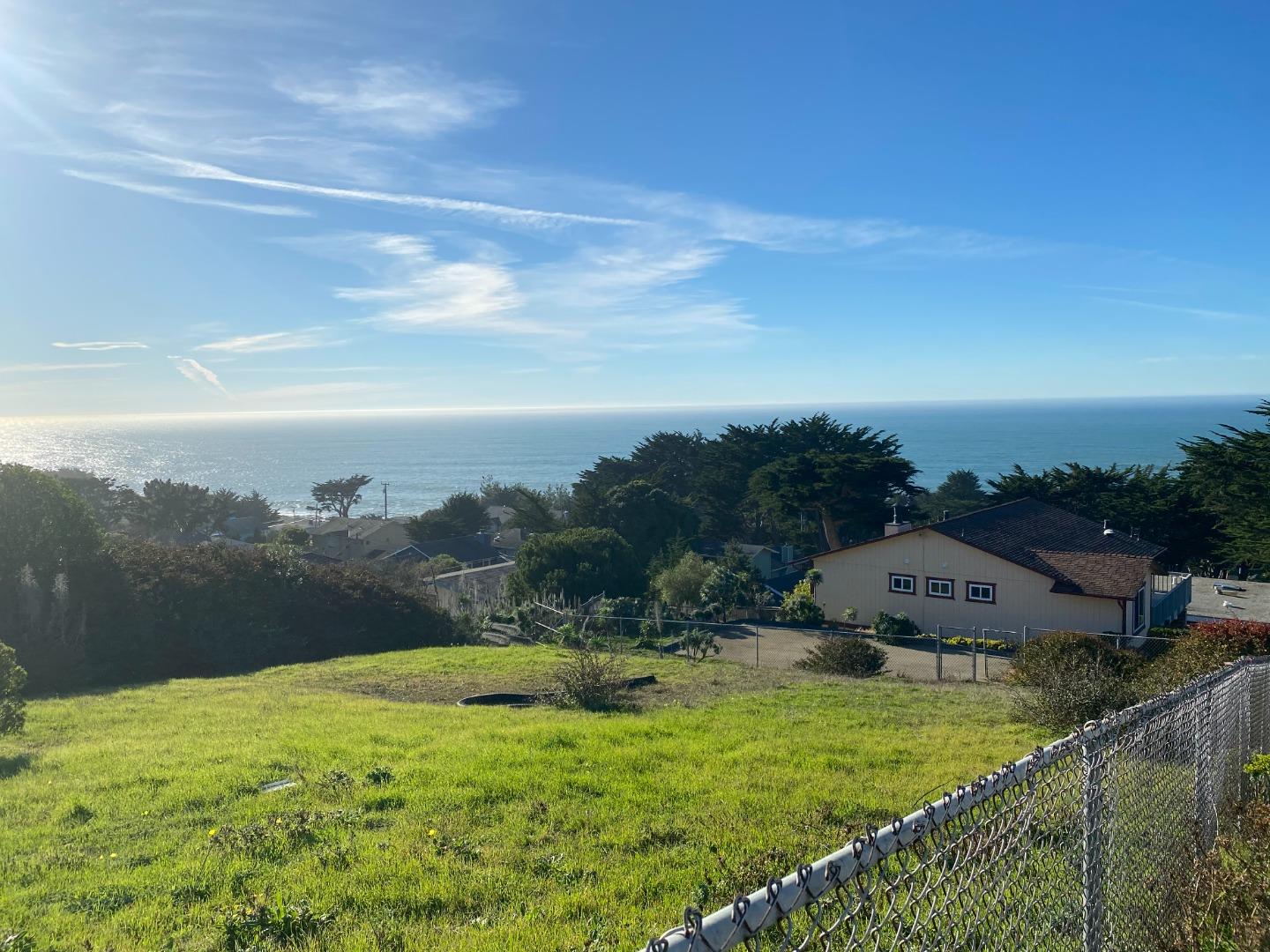 0 10th Street, MONTARA, California 94037, ,Lots And Land,For Sale,10th Street,40962108