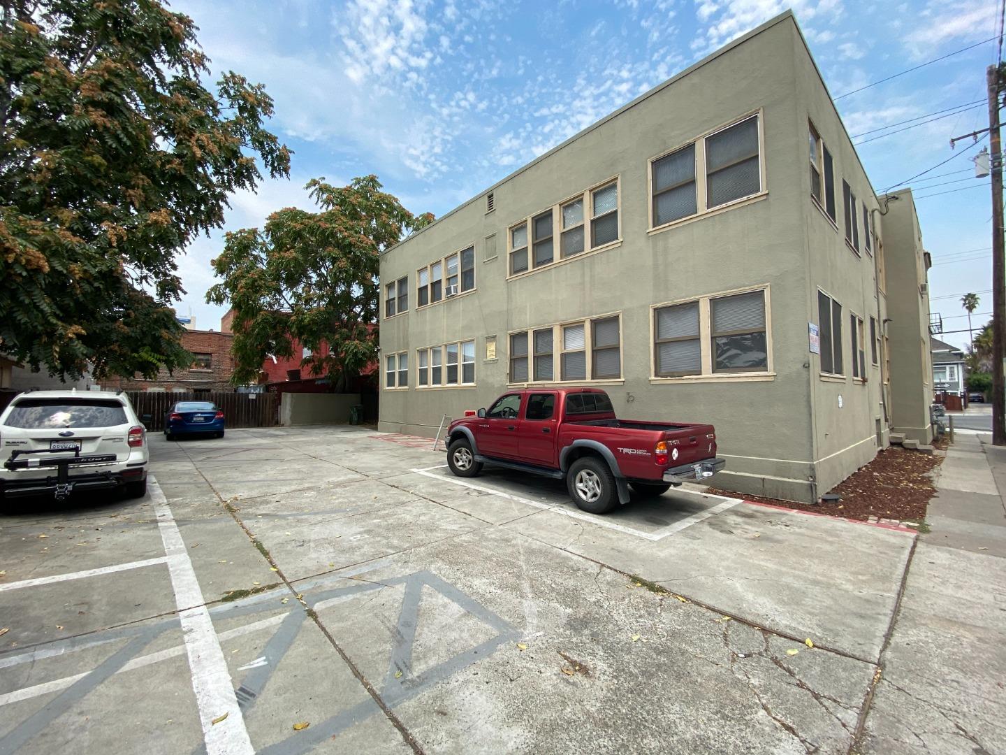 25 10th Street, SAN JOSE, California 95112, ,Comm Ri Multi-units 5+,For Sale,10th Street,ML81826329