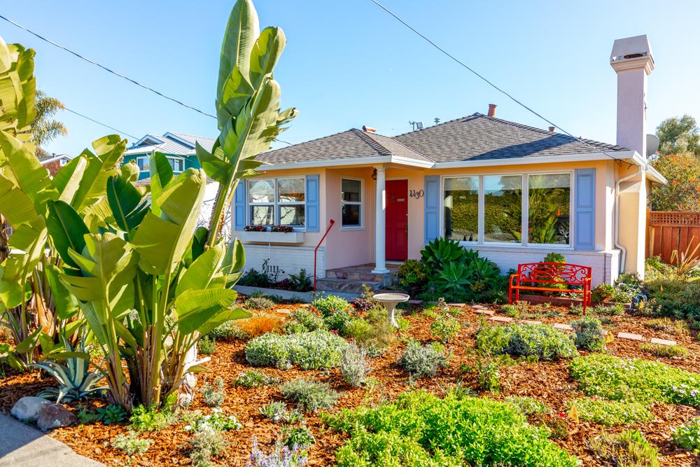 4430 Portola Dr, Santa Cruz, CA 95062 2 Beds 1 Baths (Sold
