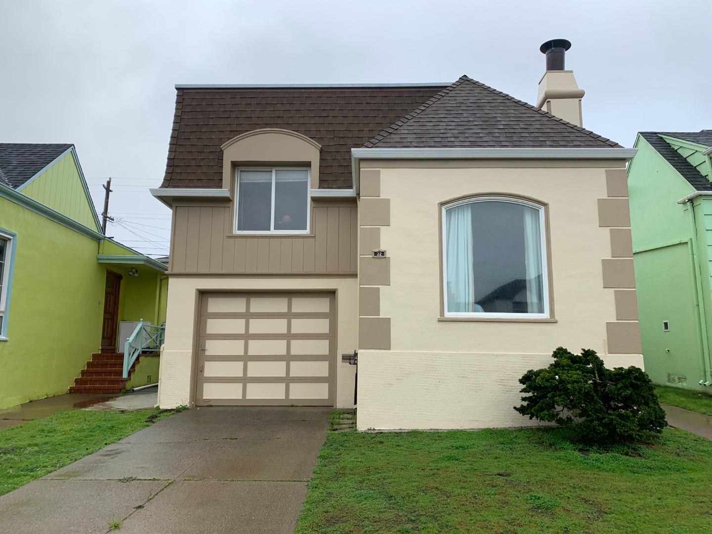 32 Cliffside Dr, Daly City, CA 94015 2 Beds 1 Baths (Sold