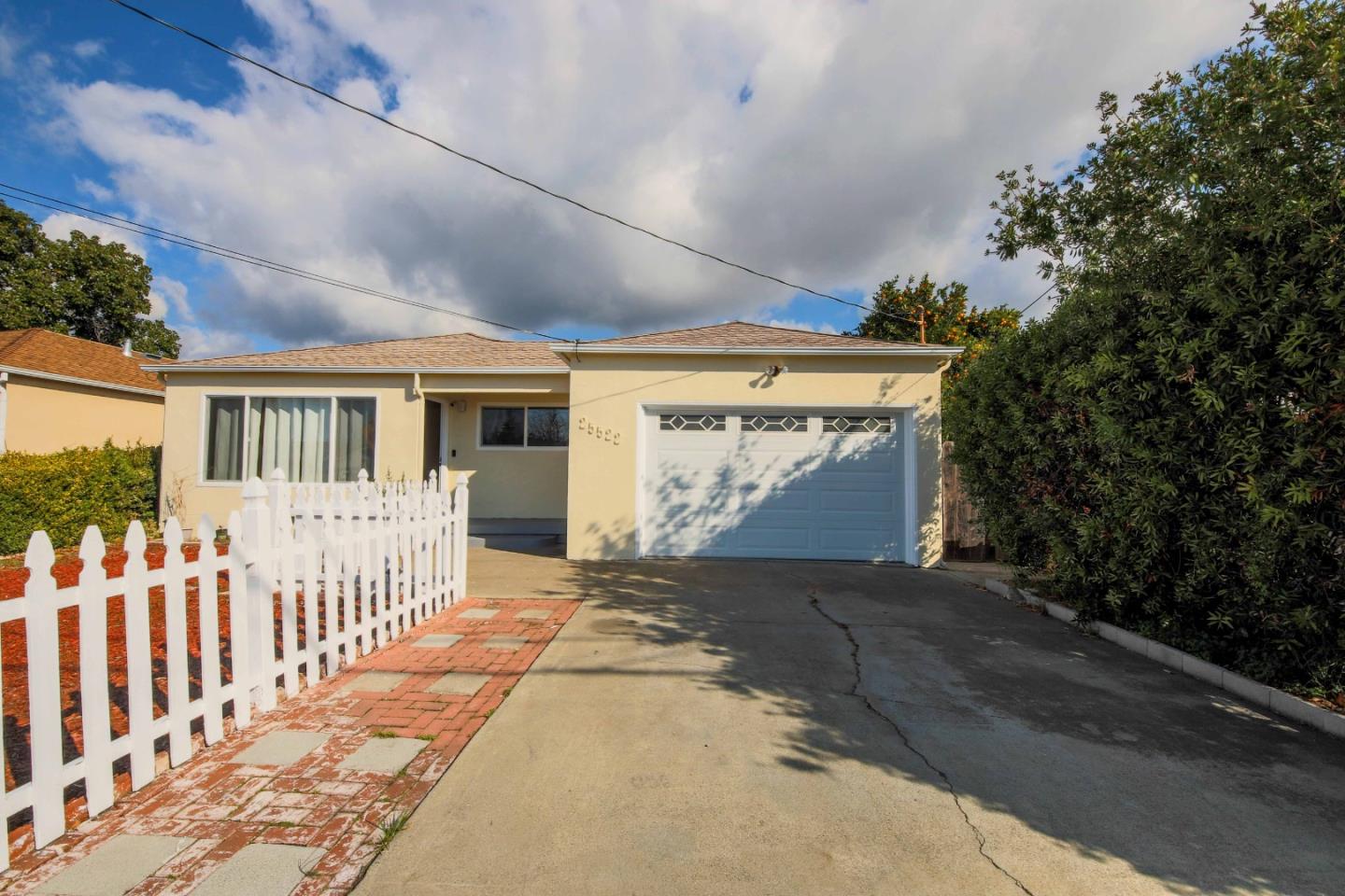 25522 Donald Ave, Hayward, CA 94544 2 Beds 1 Baths (Sold