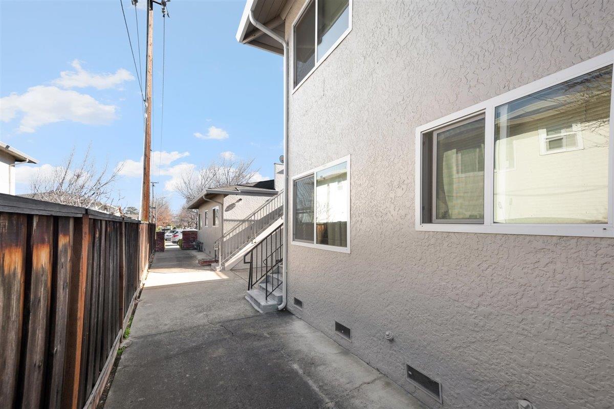 1683 Ontario Drive, SUNNYVALE, California 94087, ,Comm Ri Multi-units 5+,For Sale,Ontario Drive,ML81827391