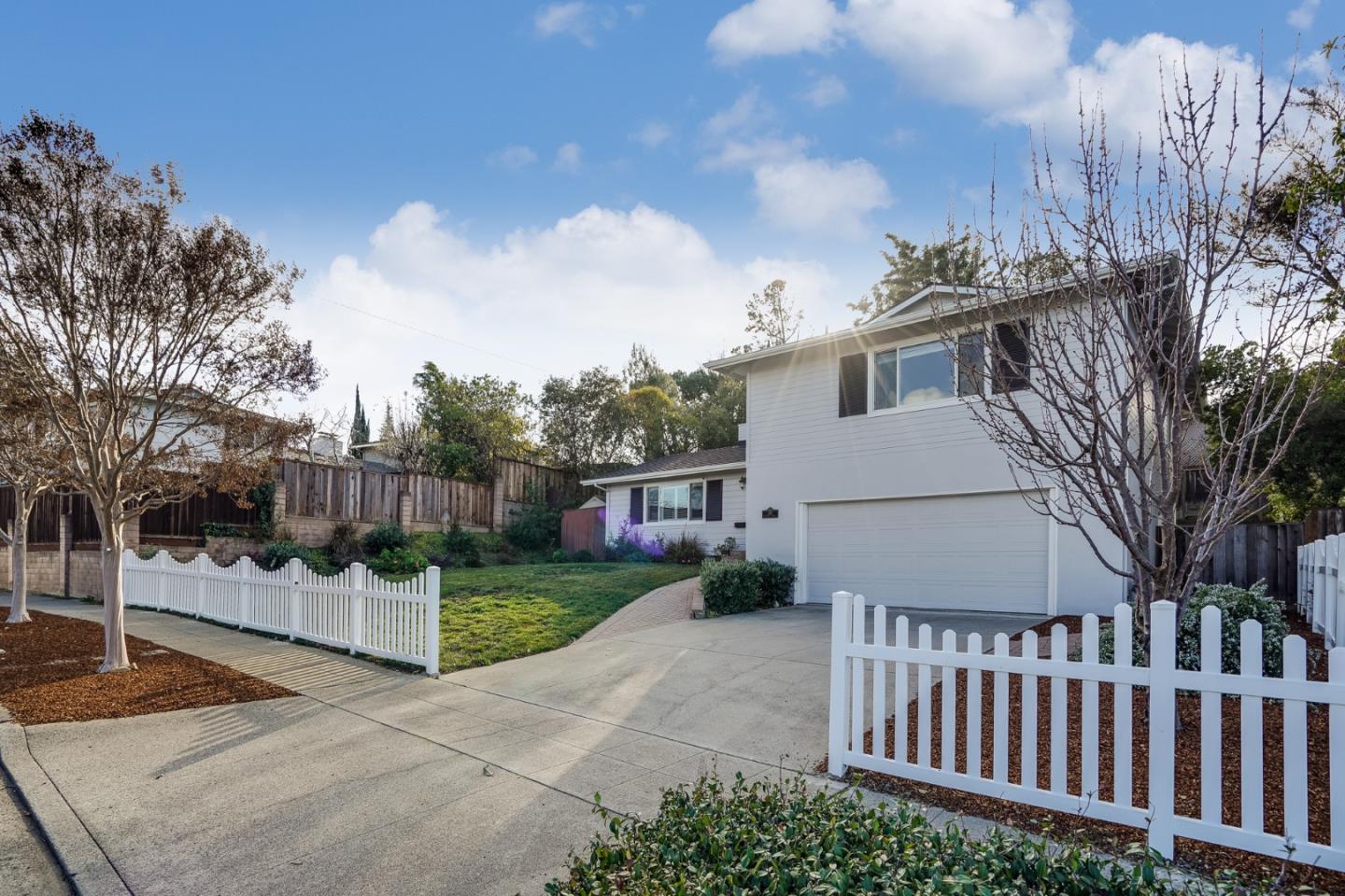 Detail Gallery Image 1 of 1 For 249 Mattson Ave, Los Gatos,  CA 95032 - 4 Beds | 2/1 Baths