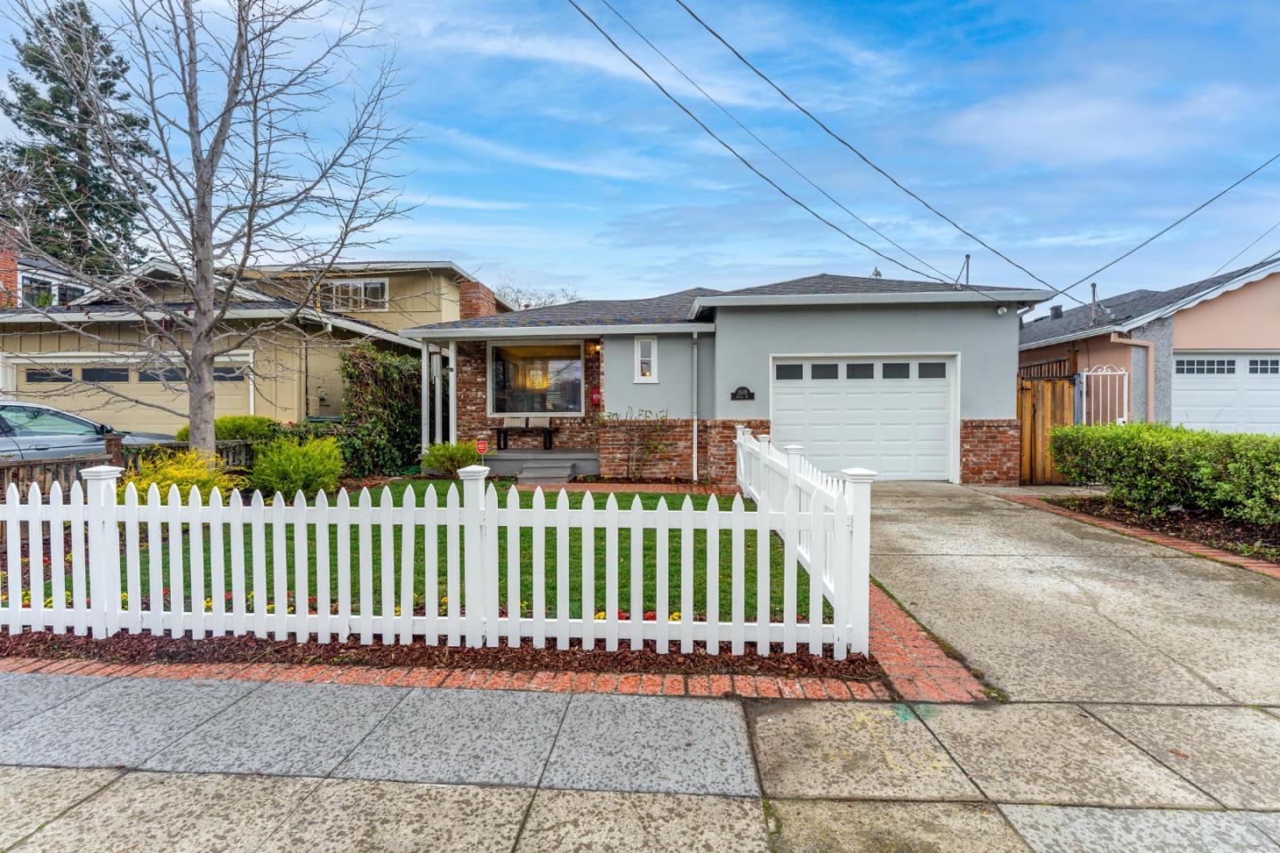 1505 Cedar St, San Carlos, CA 94070 3 Beds 2 Baths (Sold