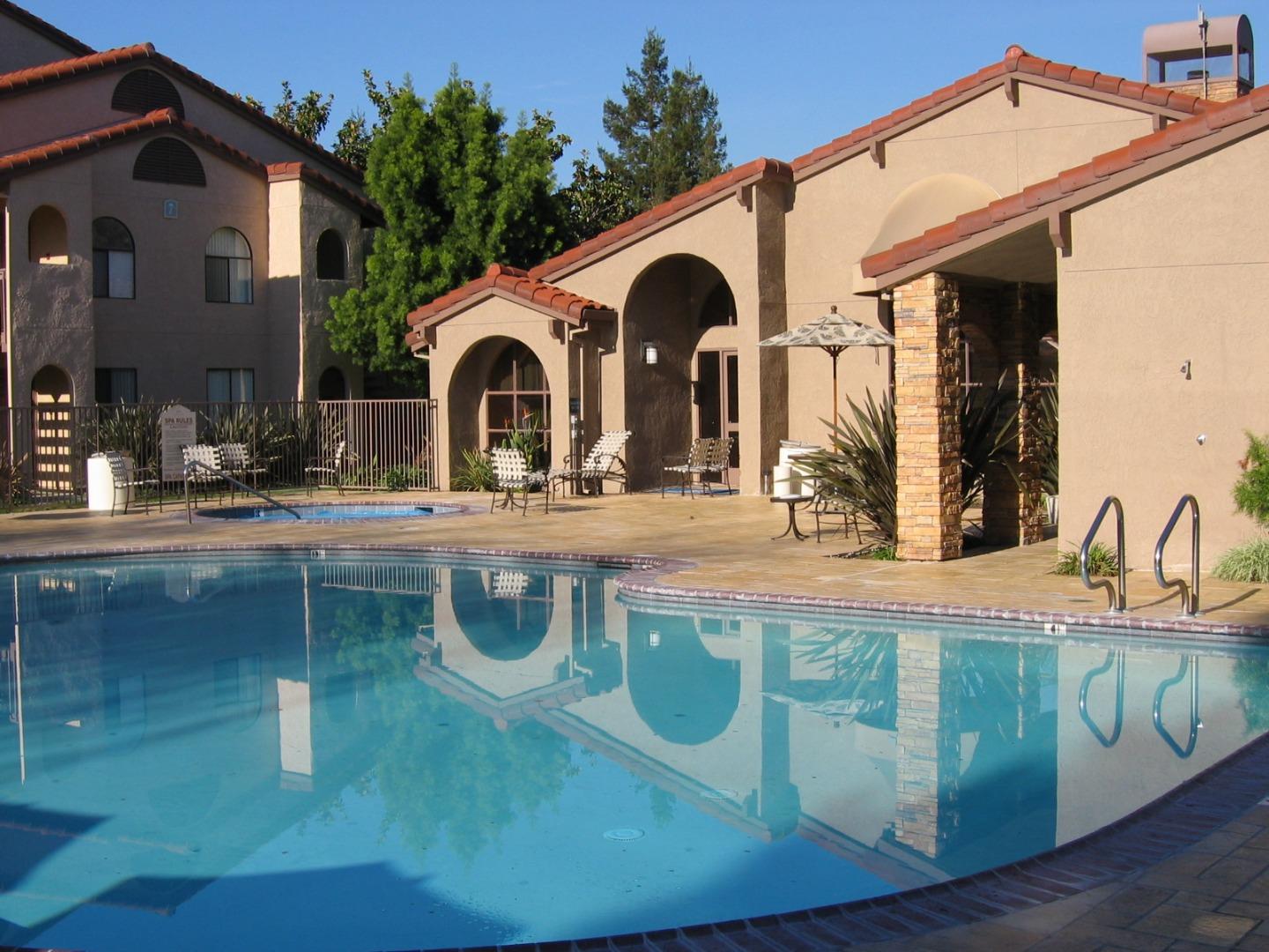 Detail Gallery Image 1 of 1 For 2250 Monroe St #237,  Santa Clara,  CA 95050 - 1 Beds | 1 Baths