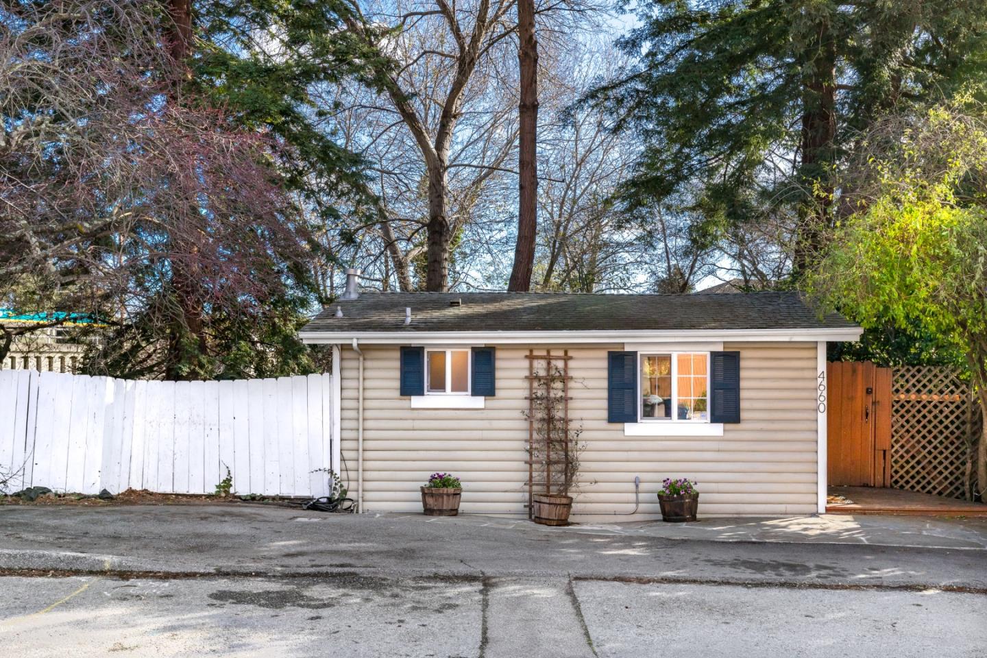 4660 Wharf Rd, Soquel, CA 95073 2 Beds 1 Baths (Sold) ML81827703