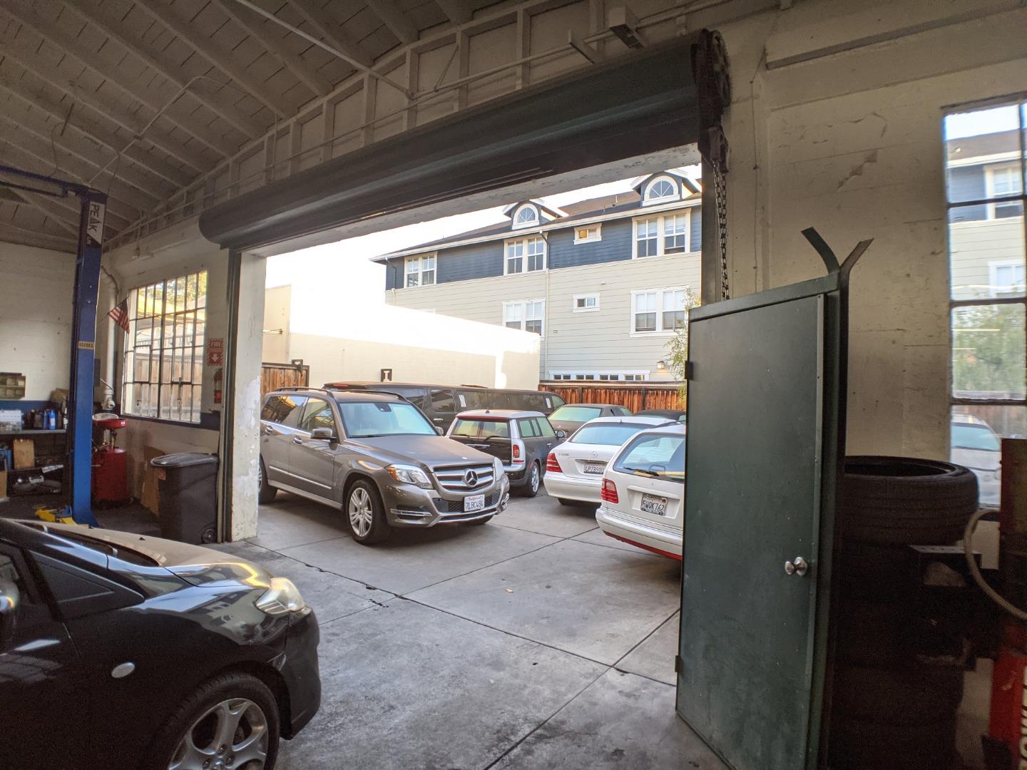 2001 Spring Street, REDWOOD CITY, California 94063, ,Comm Industrial For Sale,For Sale,Spring Street,40965791