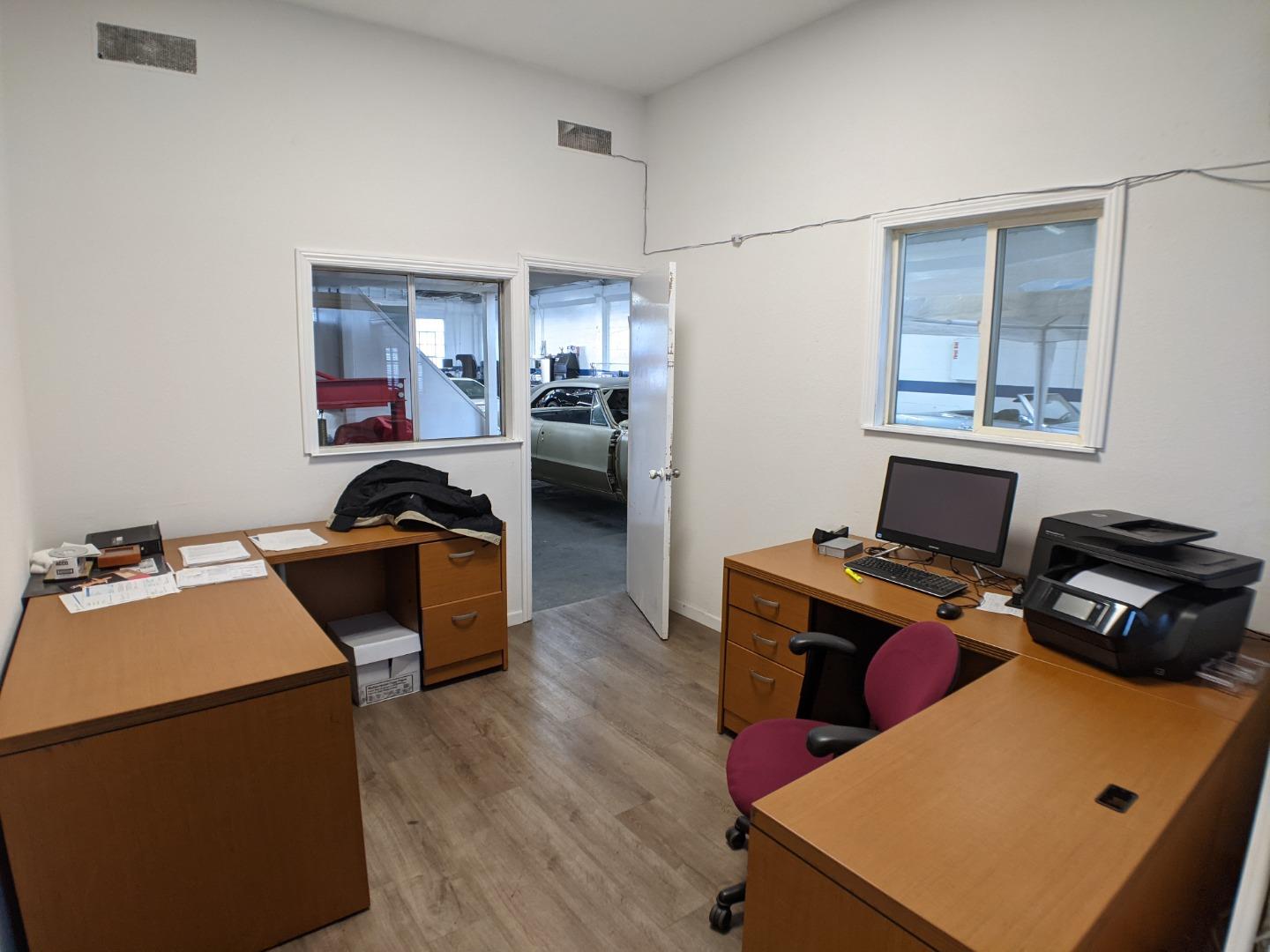 2001 Spring Street, REDWOOD CITY, California 94063, ,Comm Industrial For Sale,For Sale,Spring Street,40965791