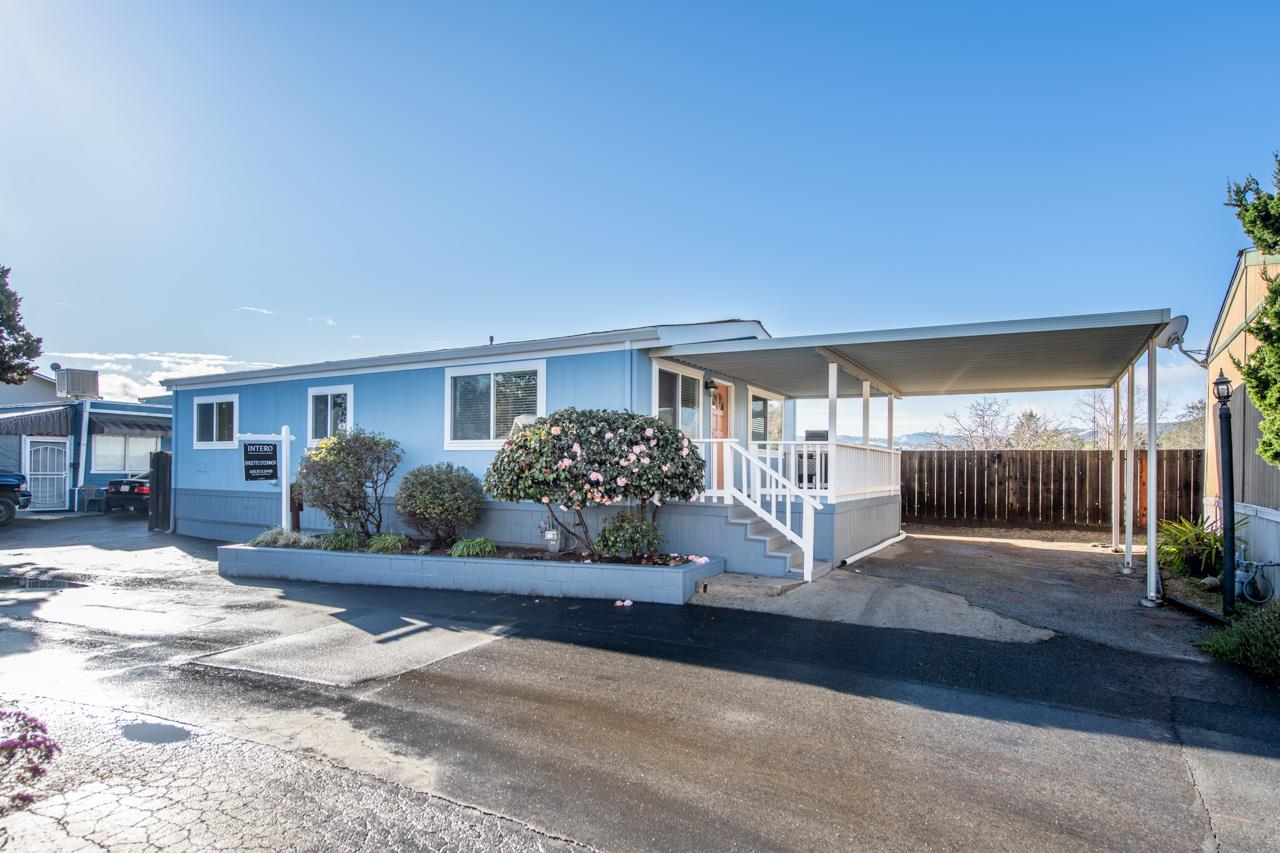 Detail Gallery Image 1 of 1 For 14685 Oka Rd #51,  Los Gatos,  CA 95032 - 2 Beds | 2 Baths
