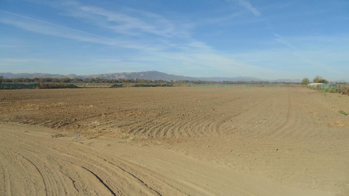 9004 Frazier Lake Rd, Hollister, CA 95023 Beds Baths (Expired