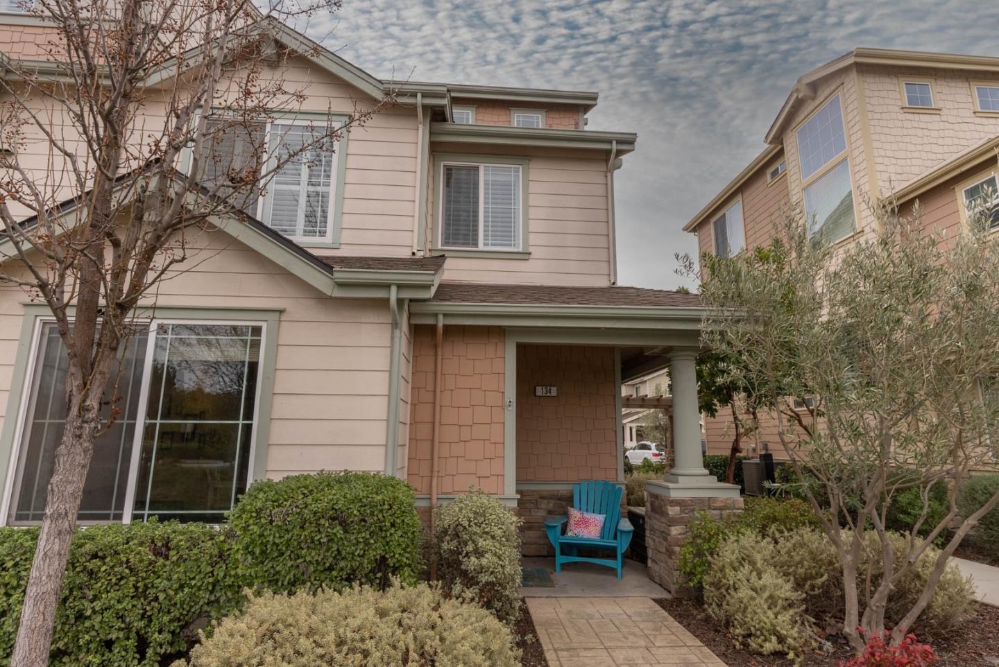 134 Cochrane Rd, Hill, CA 95037 3 Beds 3/1 Baths (Sold