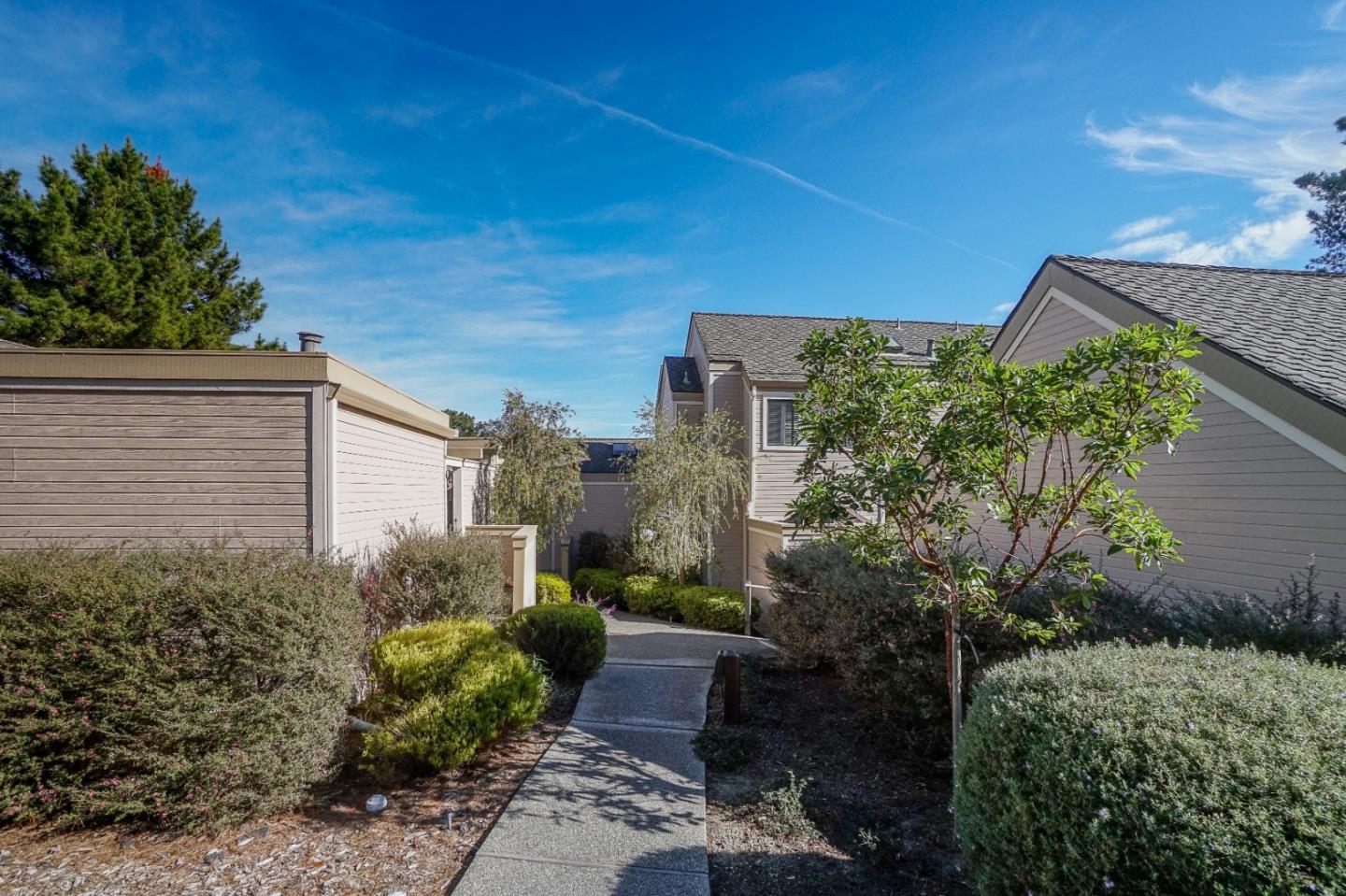 400 Mar Vista Dr 4, Monterey, CA 93940 2 Beds 2 Baths (Sold