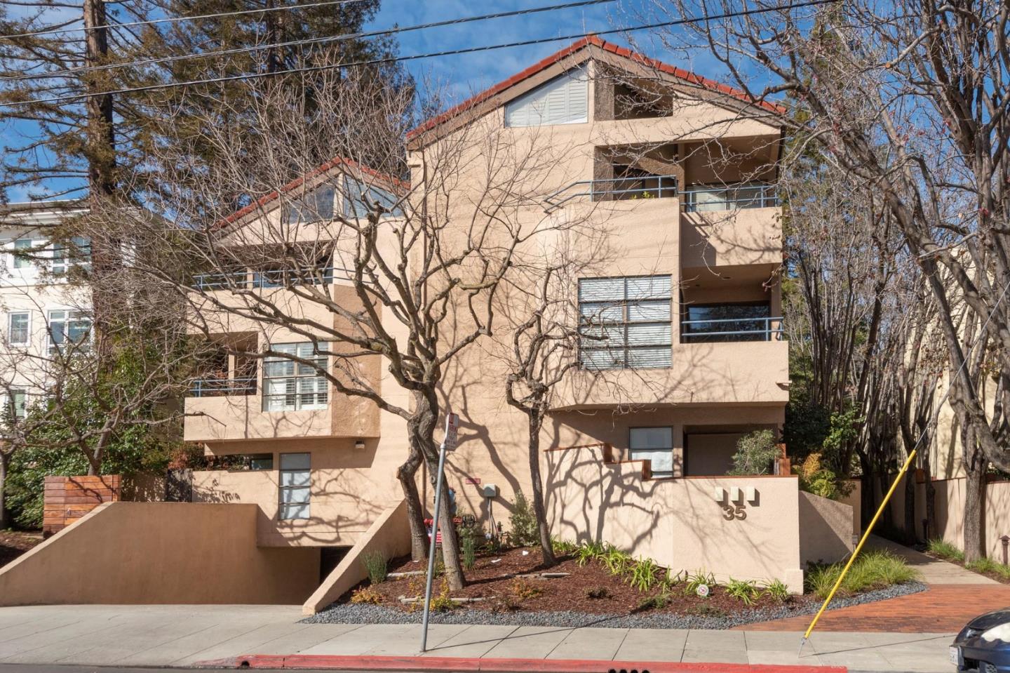 Detail Gallery Image 1 of 1 For 35 9th Ave #12,  San Mateo,  CA 94401 - 2 Beds | 2 Baths
