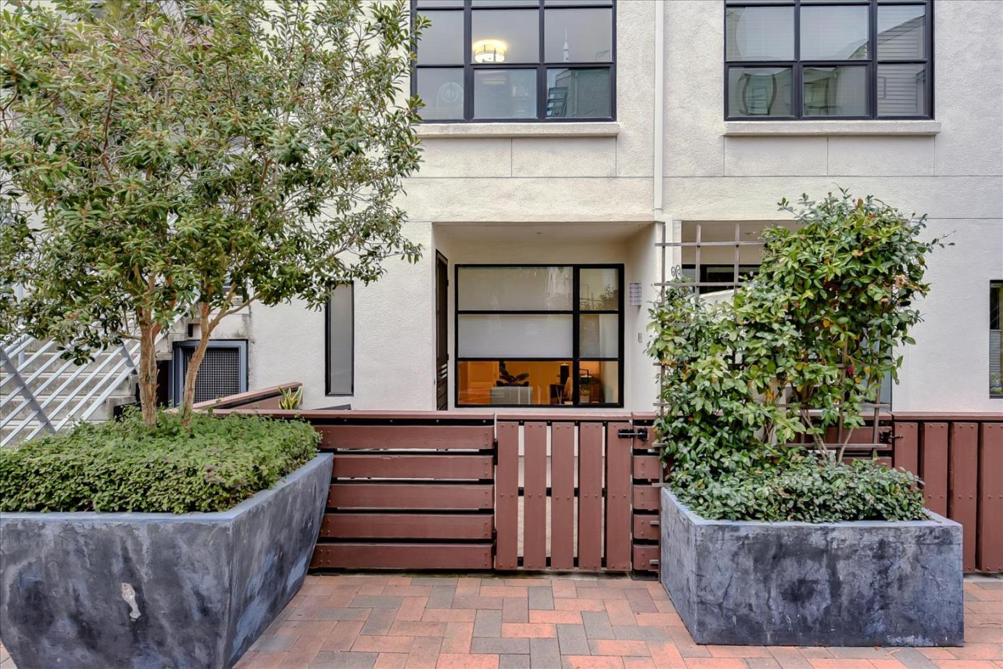 112 S 1st St, Campbell, CA 95008 2 Beds 2/1 Baths (Sold