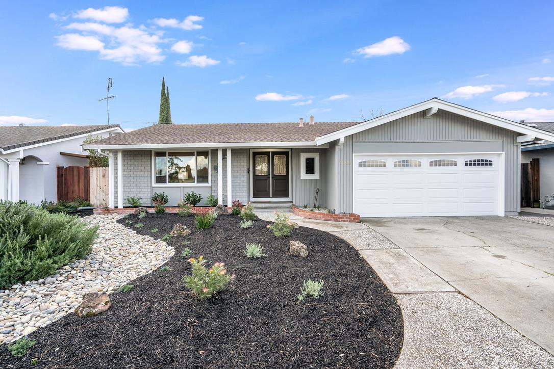 Detail Gallery Image 1 of 1 For 5937 Bufkin Dr, San Jose,  CA 95123 - 3 Beds | 2 Baths
