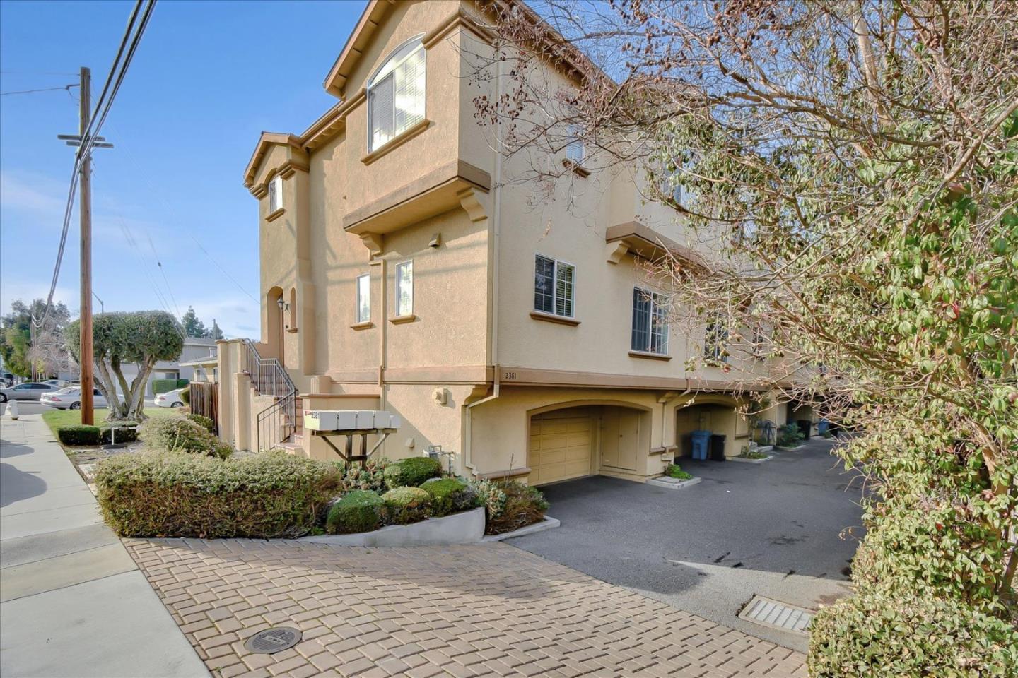 2385 Homestead Rd, Santa Clara, CA 95050 3 Beds 2/1 Baths (Sold