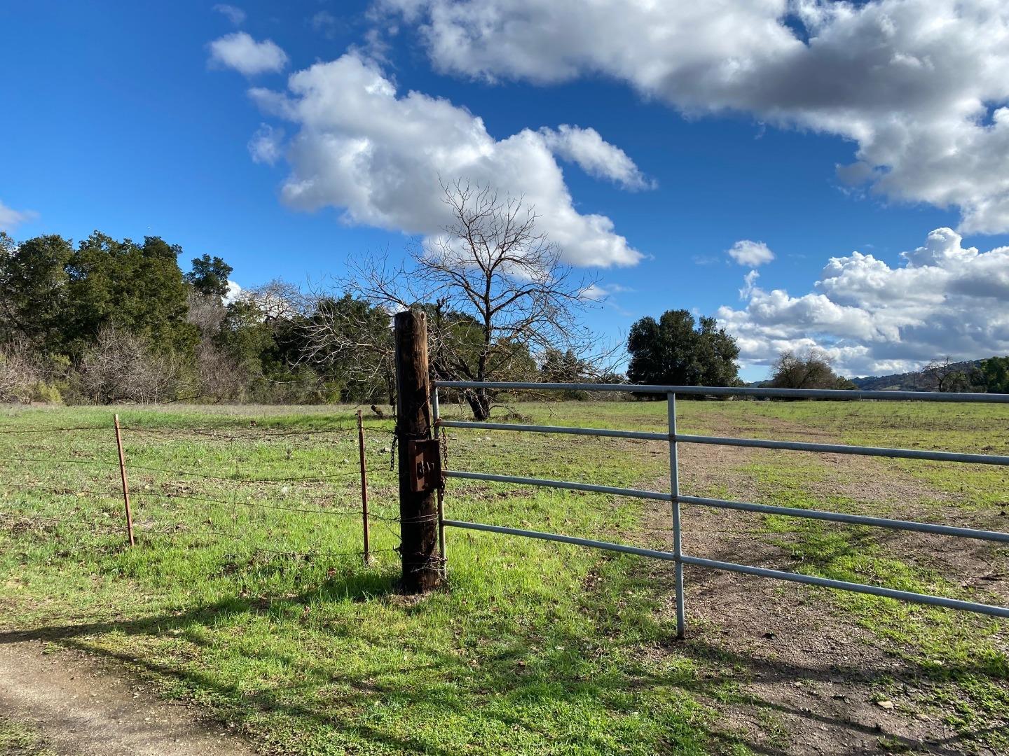 20210 Harry Rd, San Jose, CA 95120 Beds Baths (Canceled