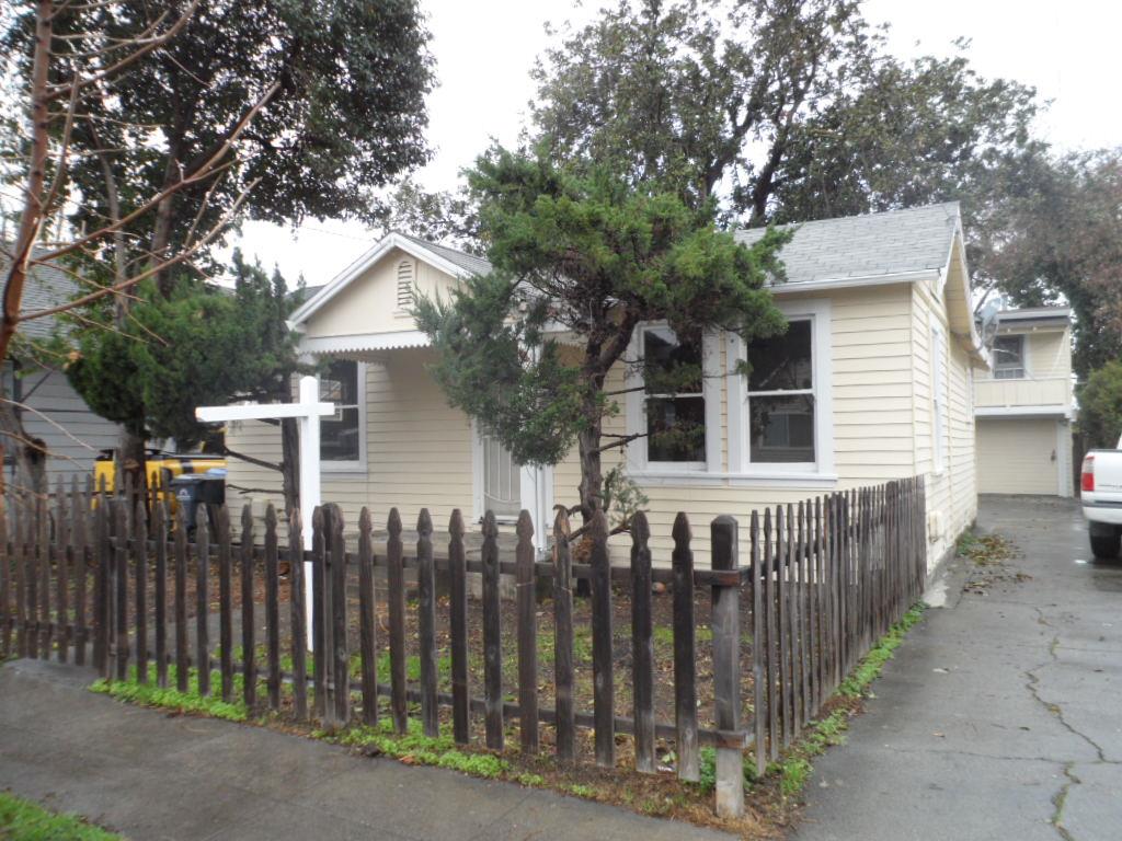 331 Raymond Ave, San Jose, CA 95128 2 Beds 2 Baths (Sold