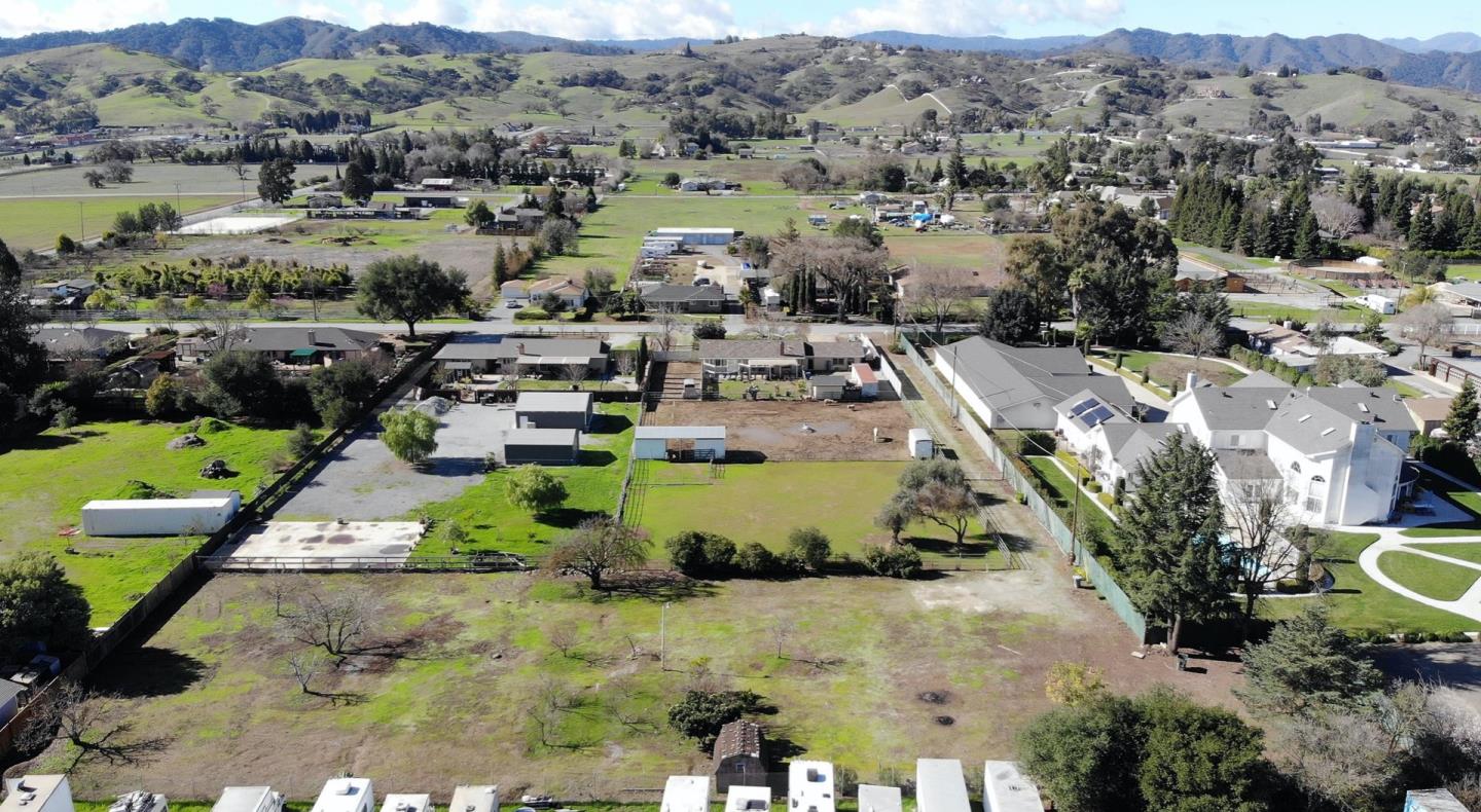 13450 Colony Avenue, SAN MARTIN, California 95046, ,Lots And Land,For Sale,Colony Avenue,40963105