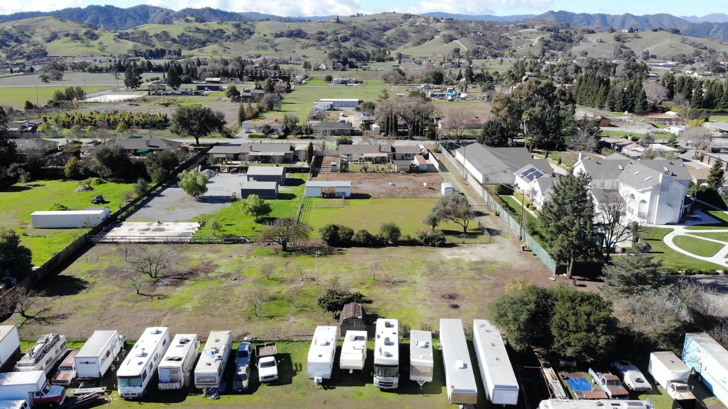 13450 Colony Avenue, SAN MARTIN, California 95046, ,Lots And Land,For Sale,Colony Avenue,40963105