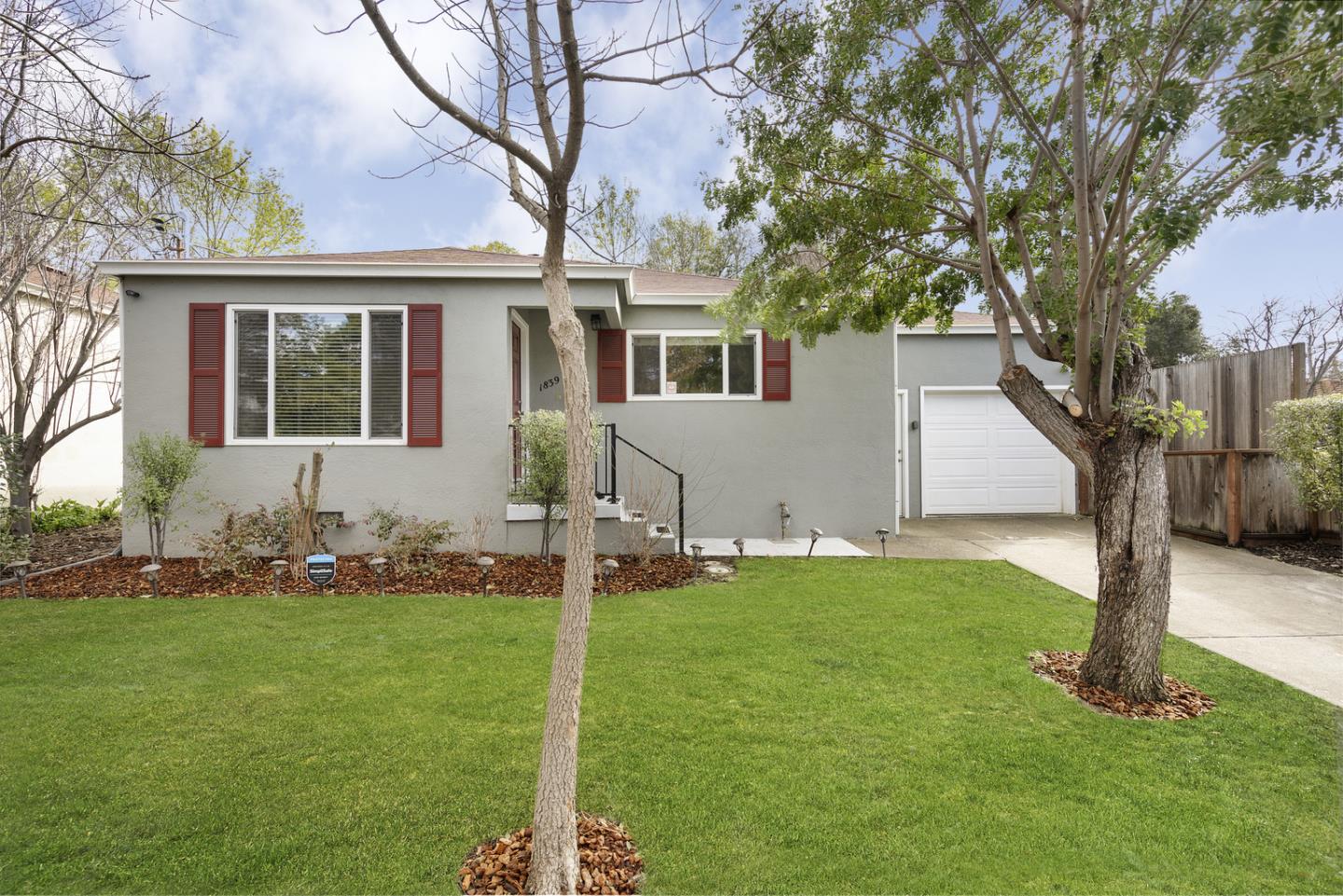 1839 Hill Ave, Hayward, CA 94541 2 Beds 1 Baths (Sold) ML81828410