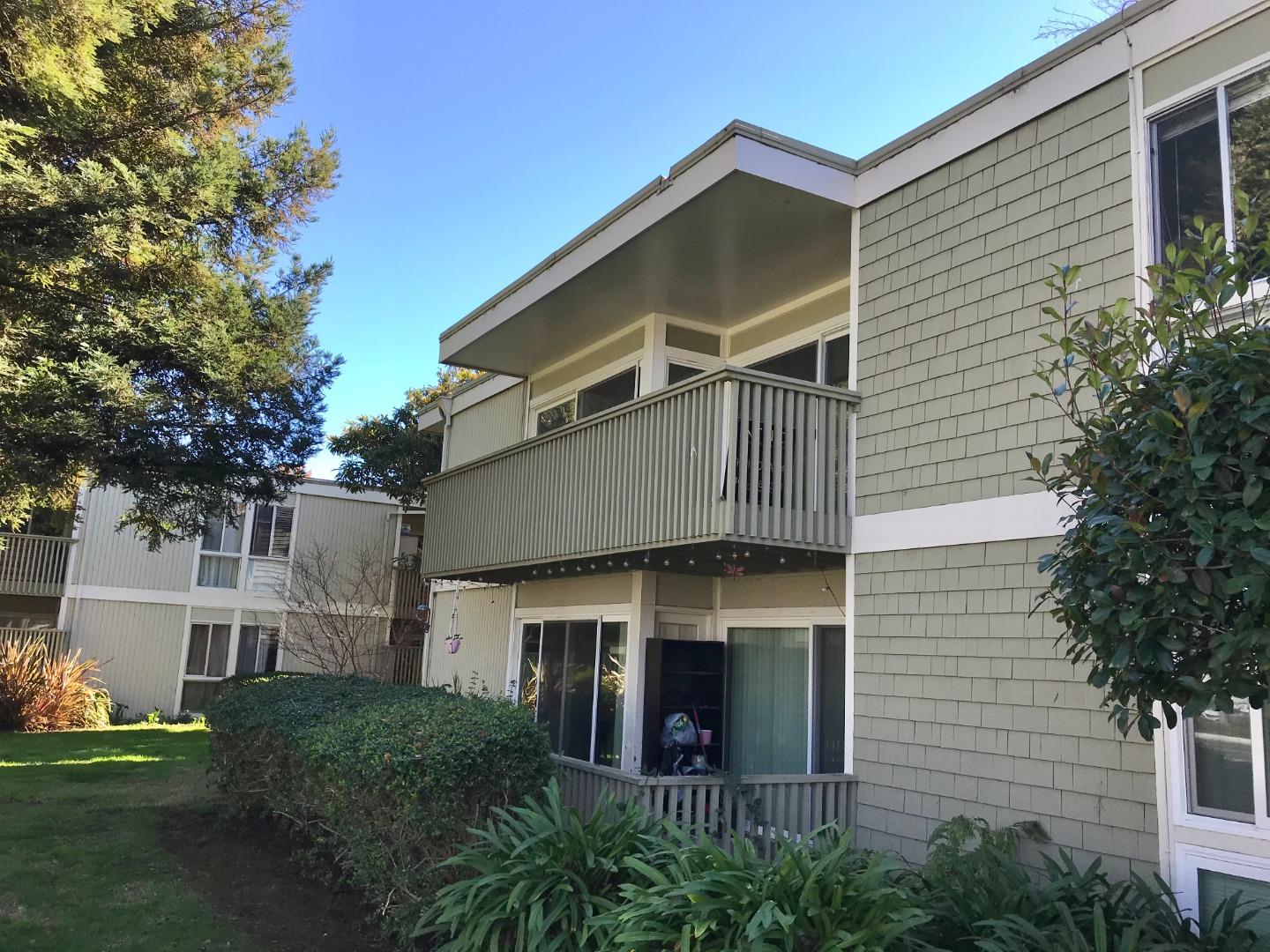 280 Easy St 302, Mountain View, CA 94043 2 Beds 1 Baths (Sold