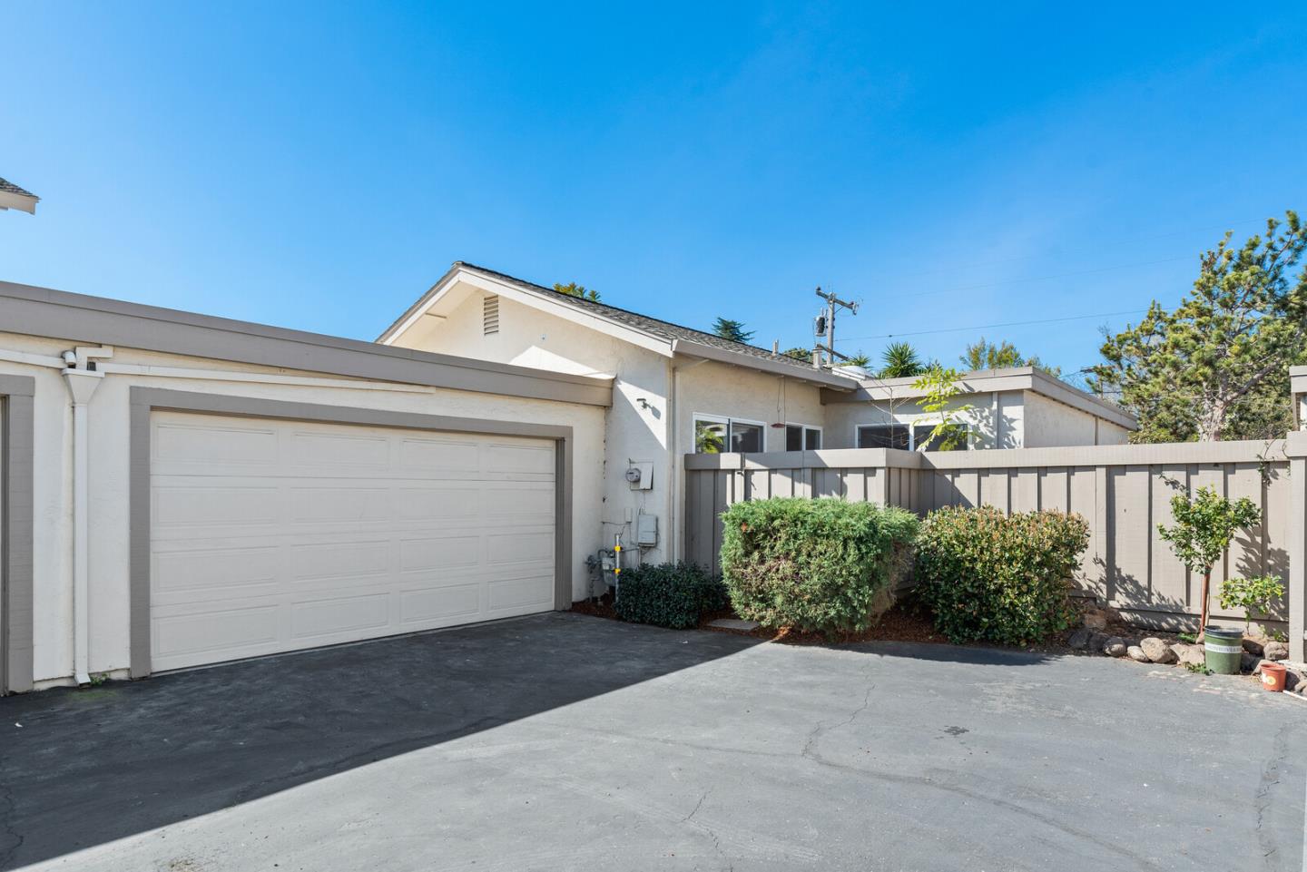 Detail Gallery Image 1 of 1 For 1609 New Brunswick Ave, Sunnyvale,  CA 94087 - 3 Beds | 2 Baths
