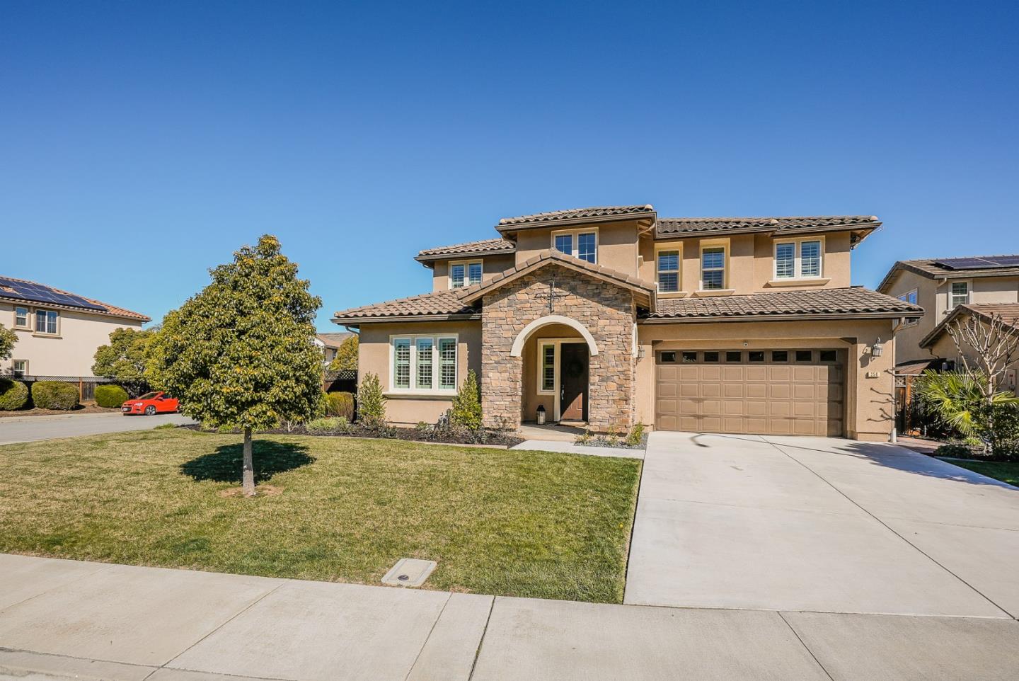 250 Basil Ave, Hill, CA 95037 4 Beds 3/1 Baths (Sold