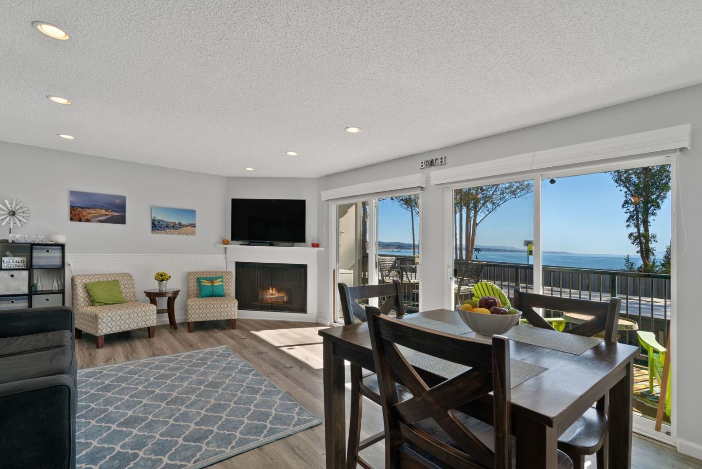 Detail Gallery Image 1 of 1 For 815 Balboa Ave #104,  Capitola,  CA 95010 - 2 Beds | 1/1 Baths