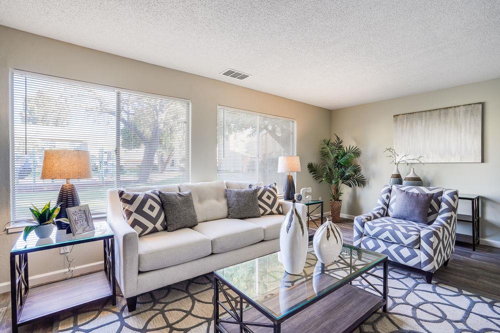 Detail Gallery Image 1 of 1 For 4205 Solar Cir, Union City,  CA 94587 - 4 Beds | 2/1 Baths